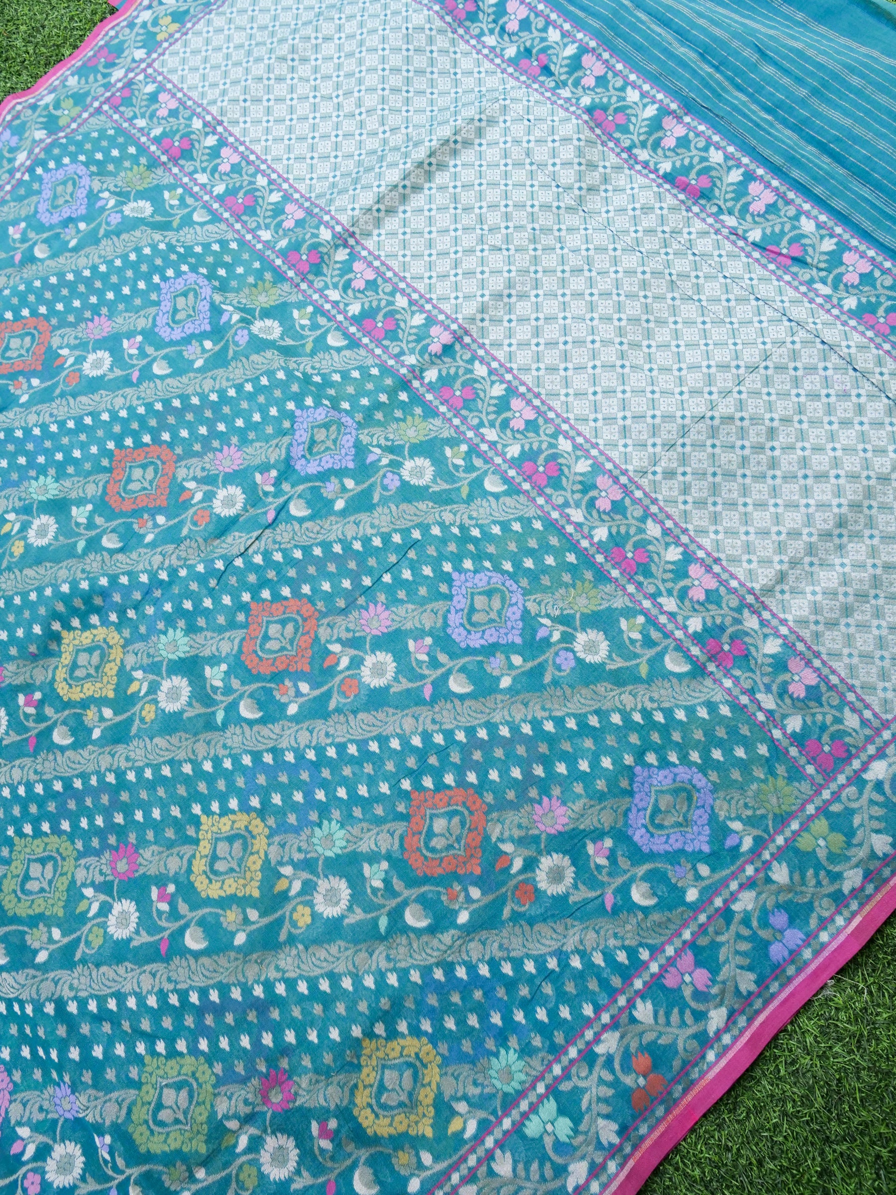 Banarasi Cotton Handloom Jamdani Ektara Saree - Khinkhwab