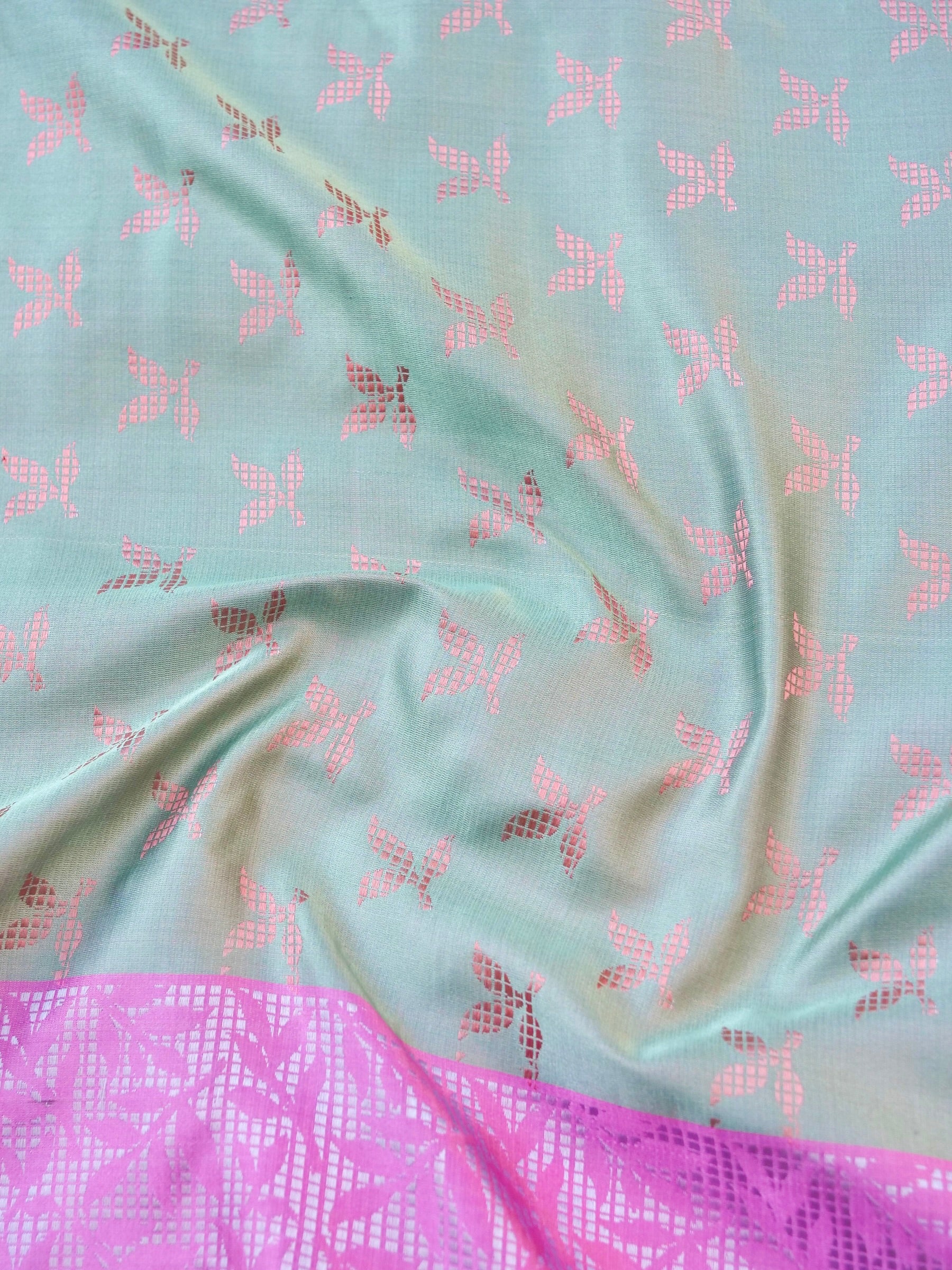 Handloom Banarasi Silk Sateen Tanchoi Saree with Skirt Border - Khinkhwab
