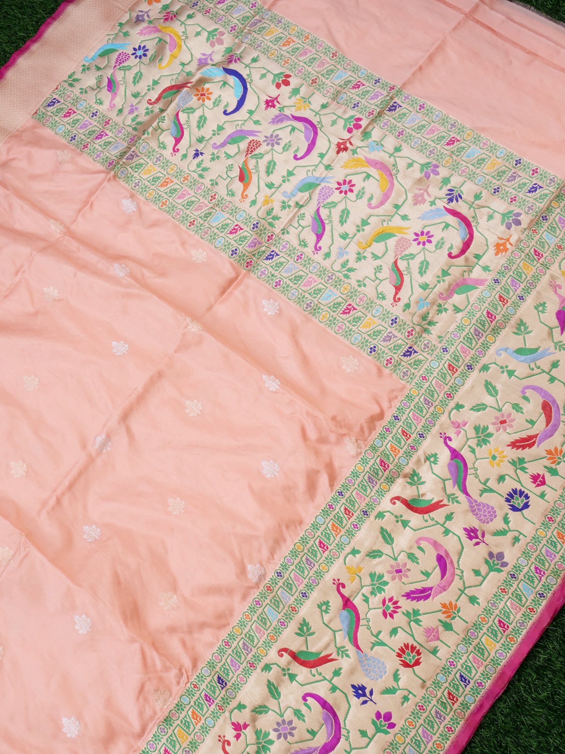 Handloom Banarasi Pure Katan Silk Kadwa Saree with Peacoks - Khinkhwab