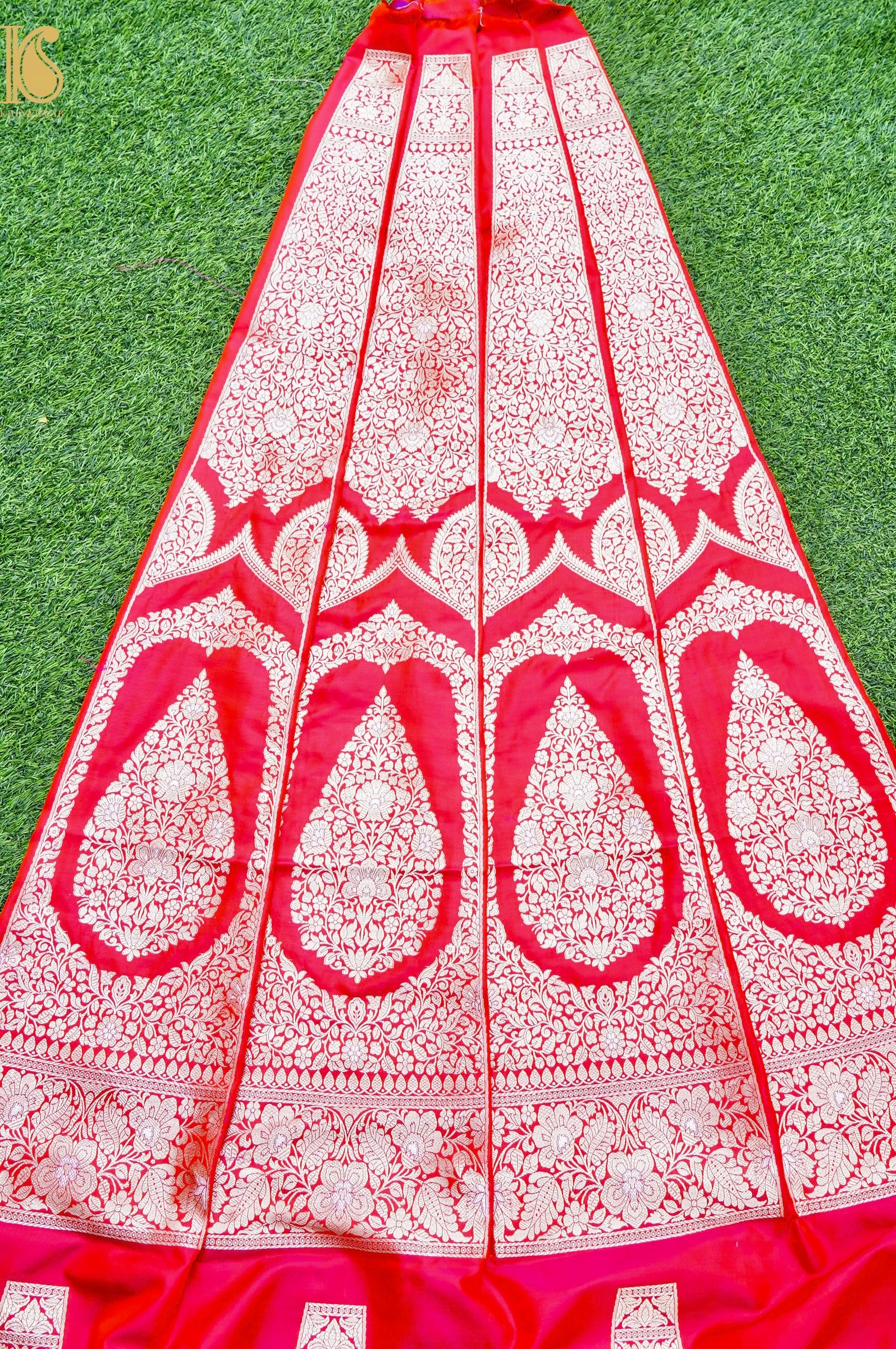 Handloom Banarasi Katan Silk Kalidar Naqshi Lehenga