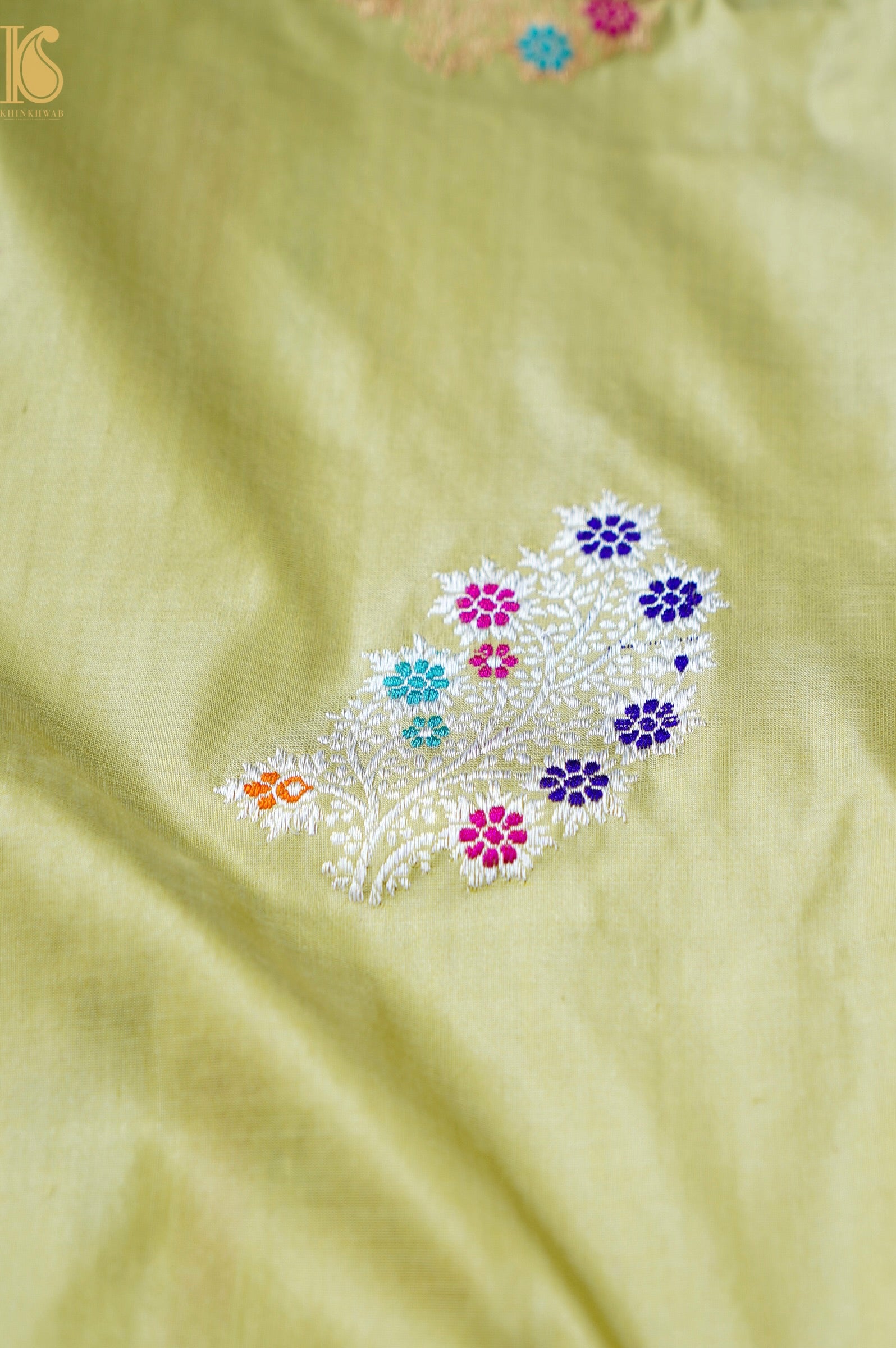Handloom Banarasi Pure Katan Silk Kadwa Saree