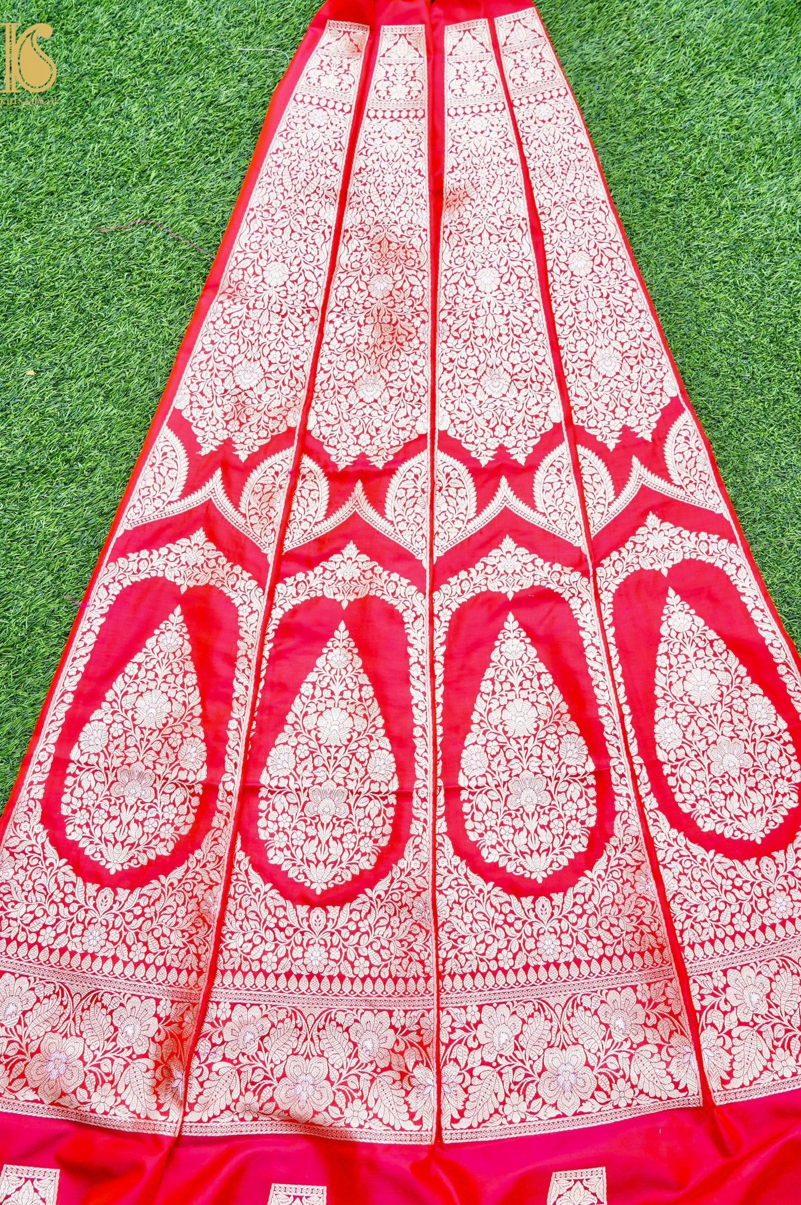 Handloom Banarasi Katan Silk Kalidar Naqshi Lehenga