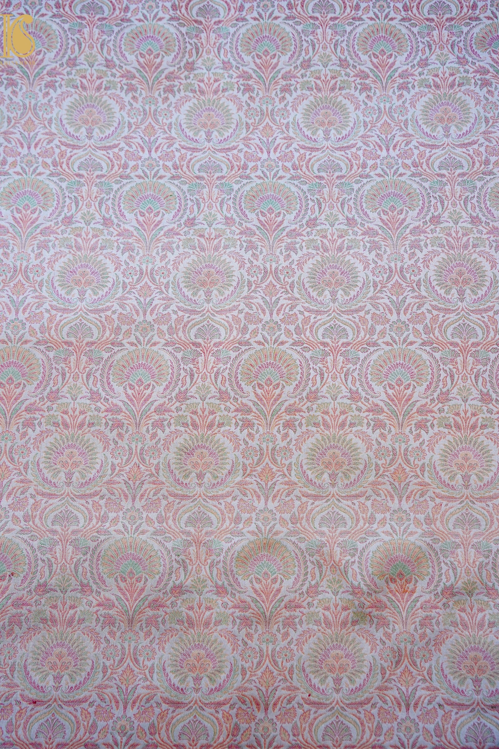 Handloom Banarasi Neelkanthi Tanchoi Silk Fabric