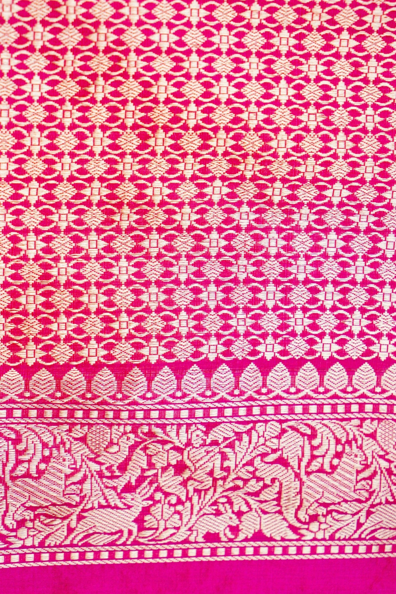 Handwoven Banarasi Katan Silk Shikargah Saree with Contrast Border