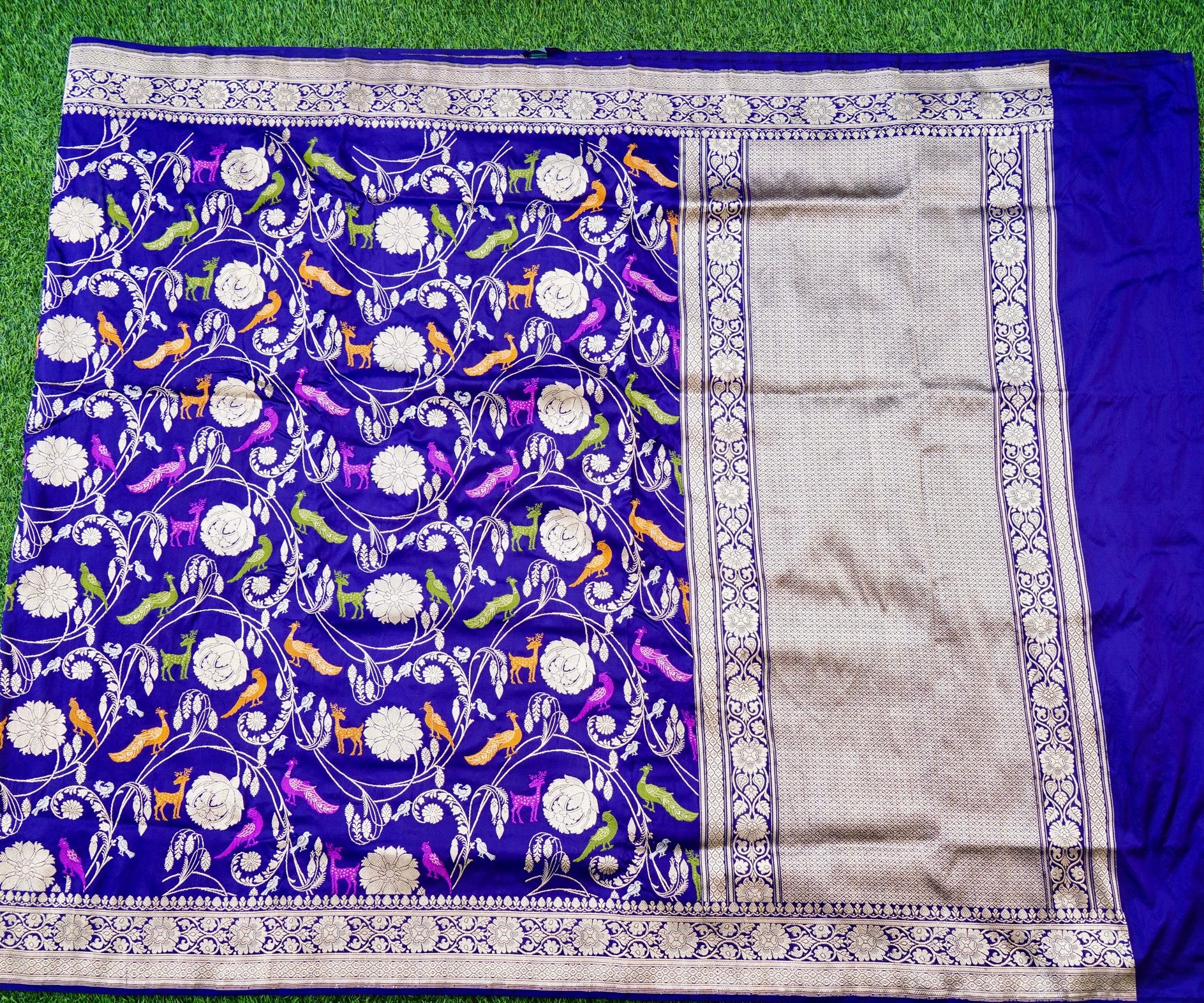 Handwoven Banarasi Katan Silk Kadwa Shikargah Saree