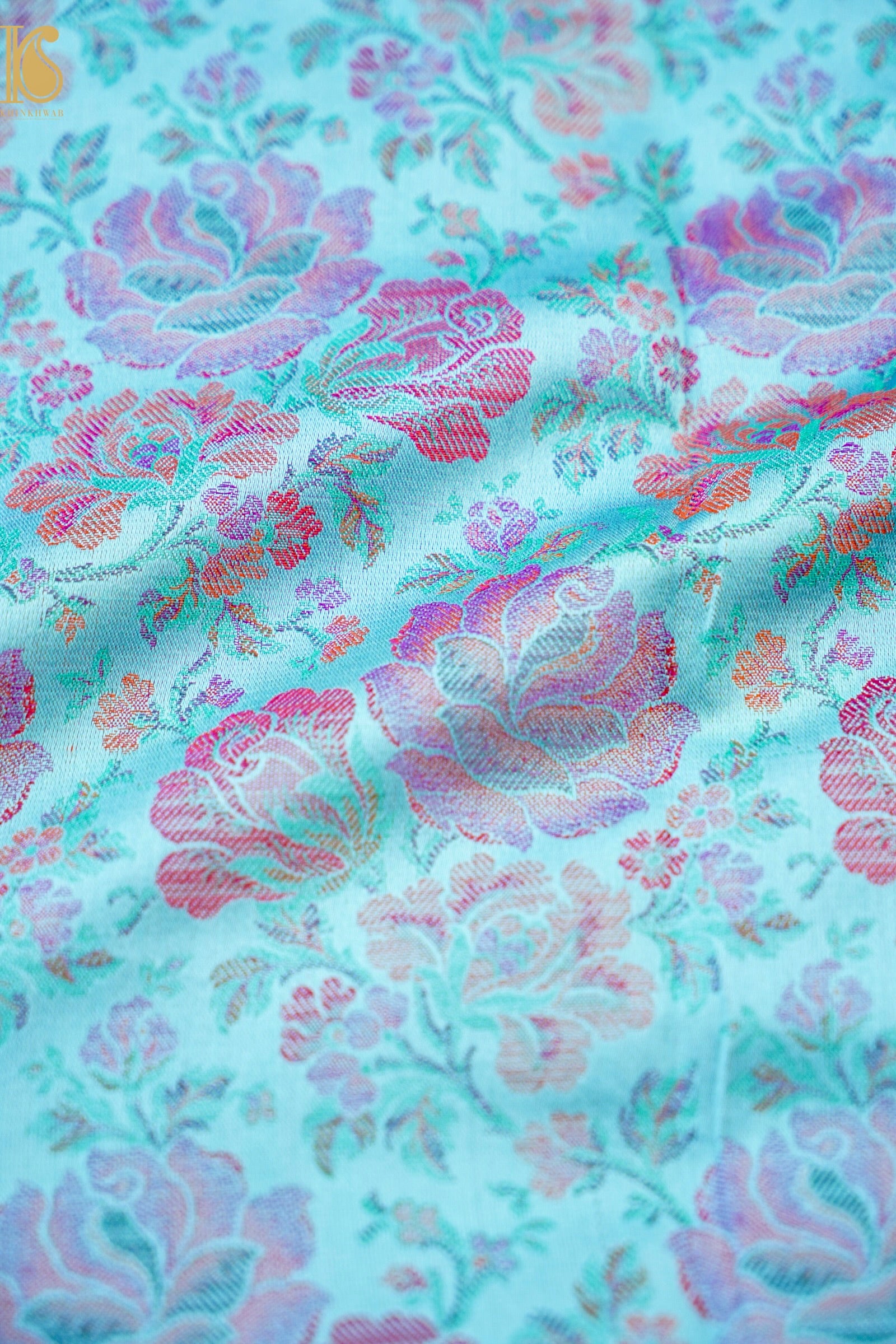 Handloom Banarasi Tanchoi Silk Rose Fabric