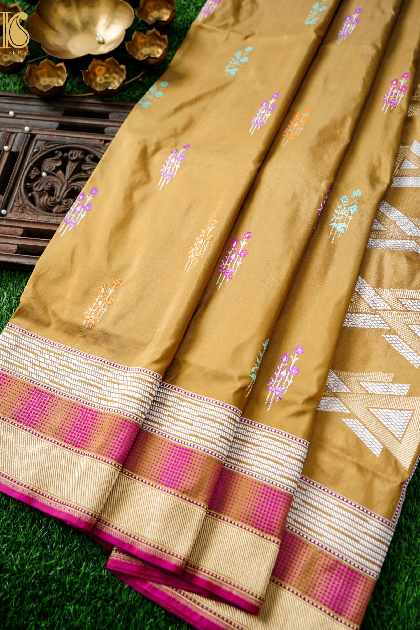 Handloom Banarasi Pure Katan Silk Kadwa Saree