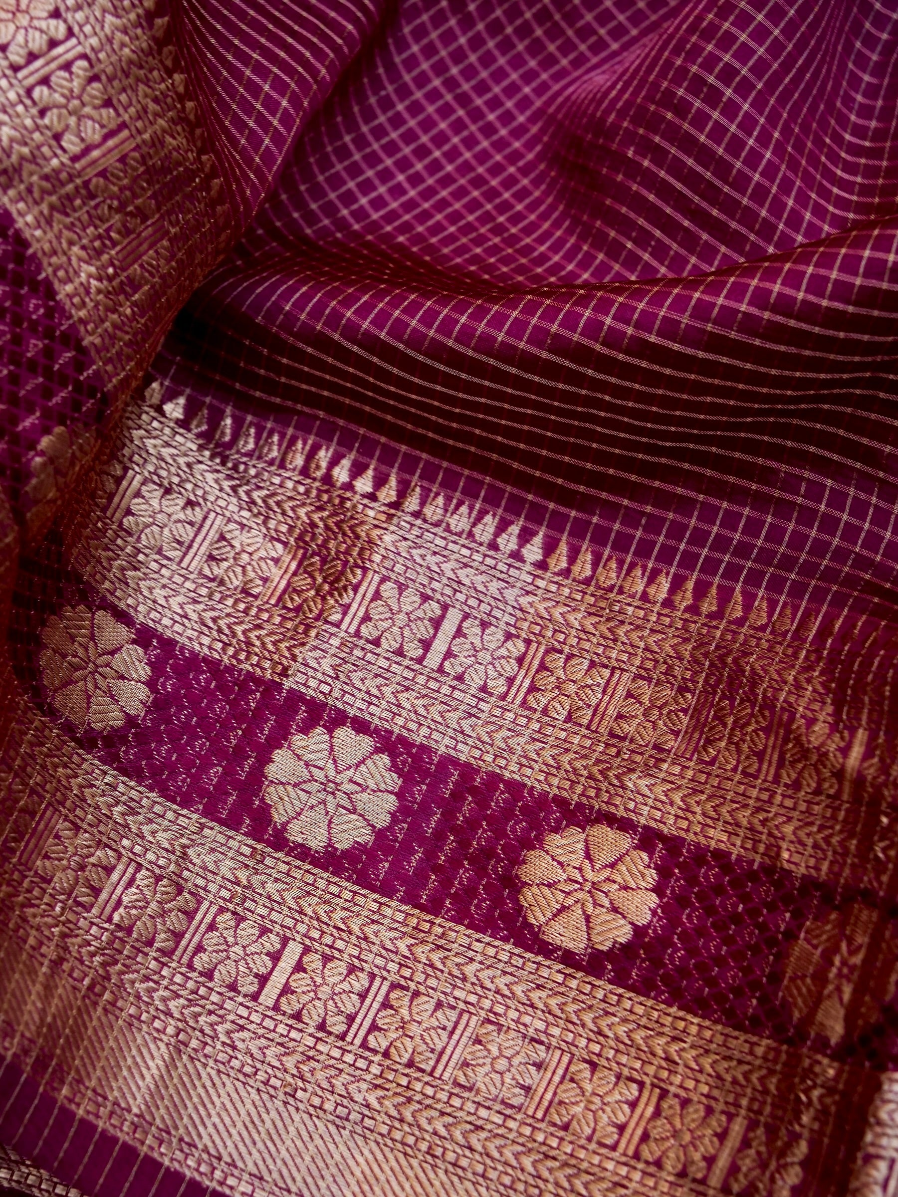 Handloom Dupion Kora Silk Banarasi Check Saree in Purple - Khinkhwab