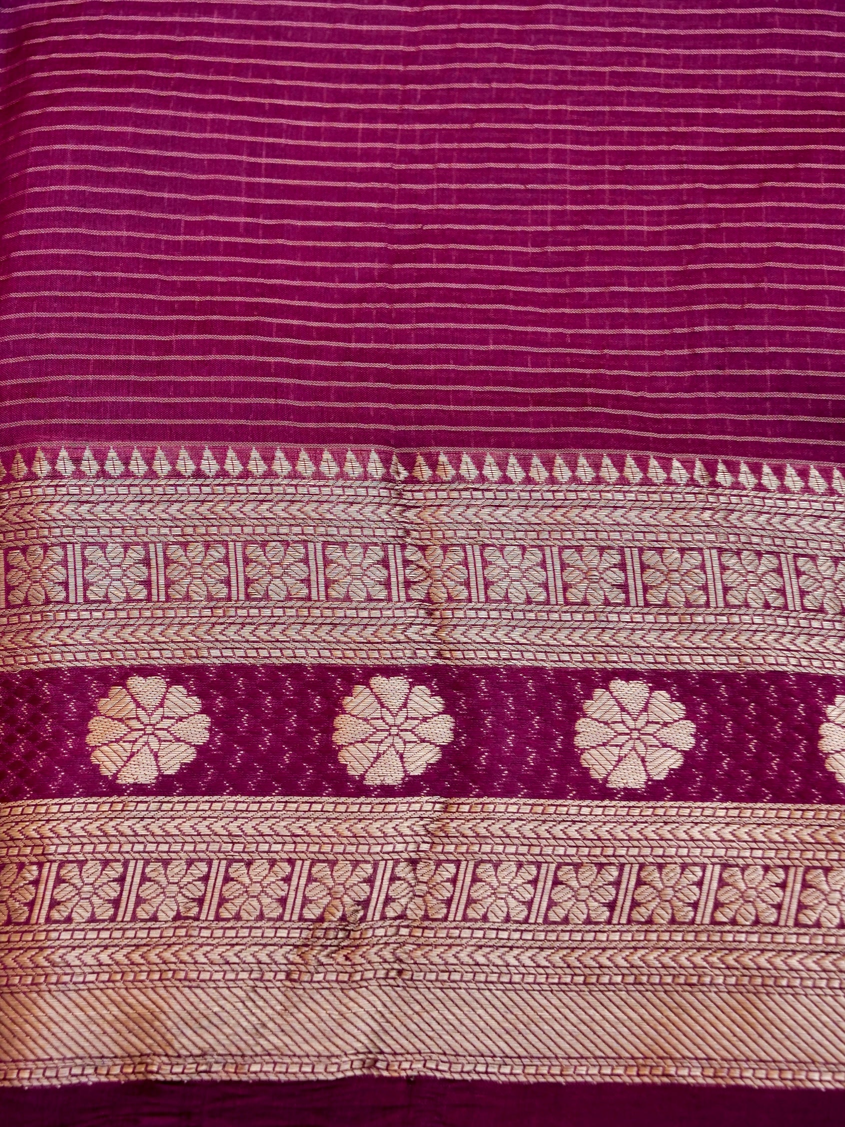 Handloom Dupion Kora Silk Banarasi Check Saree in Purple - Khinkhwab