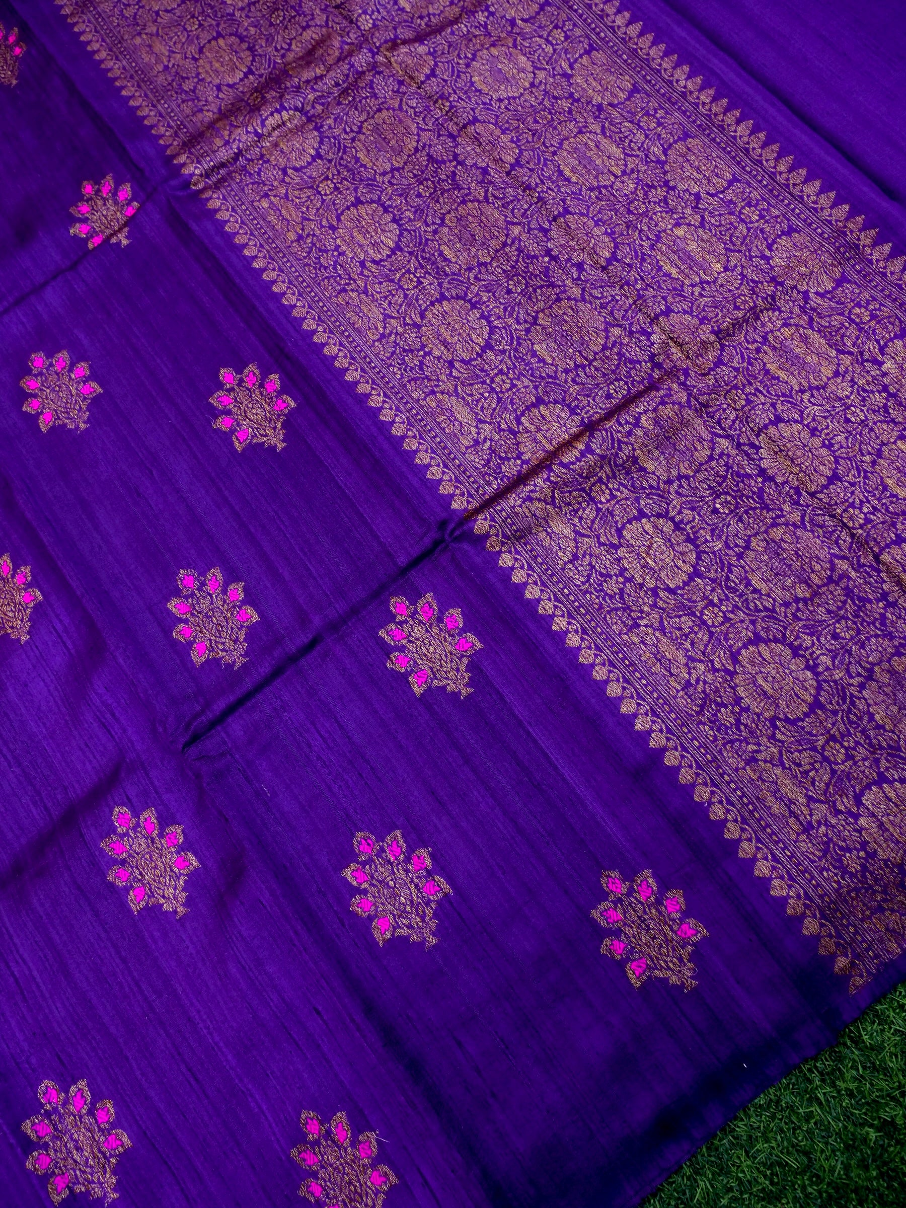 Handloom Raw Silk Kadhua Banarasi Saree in Purple - Khinkhwab