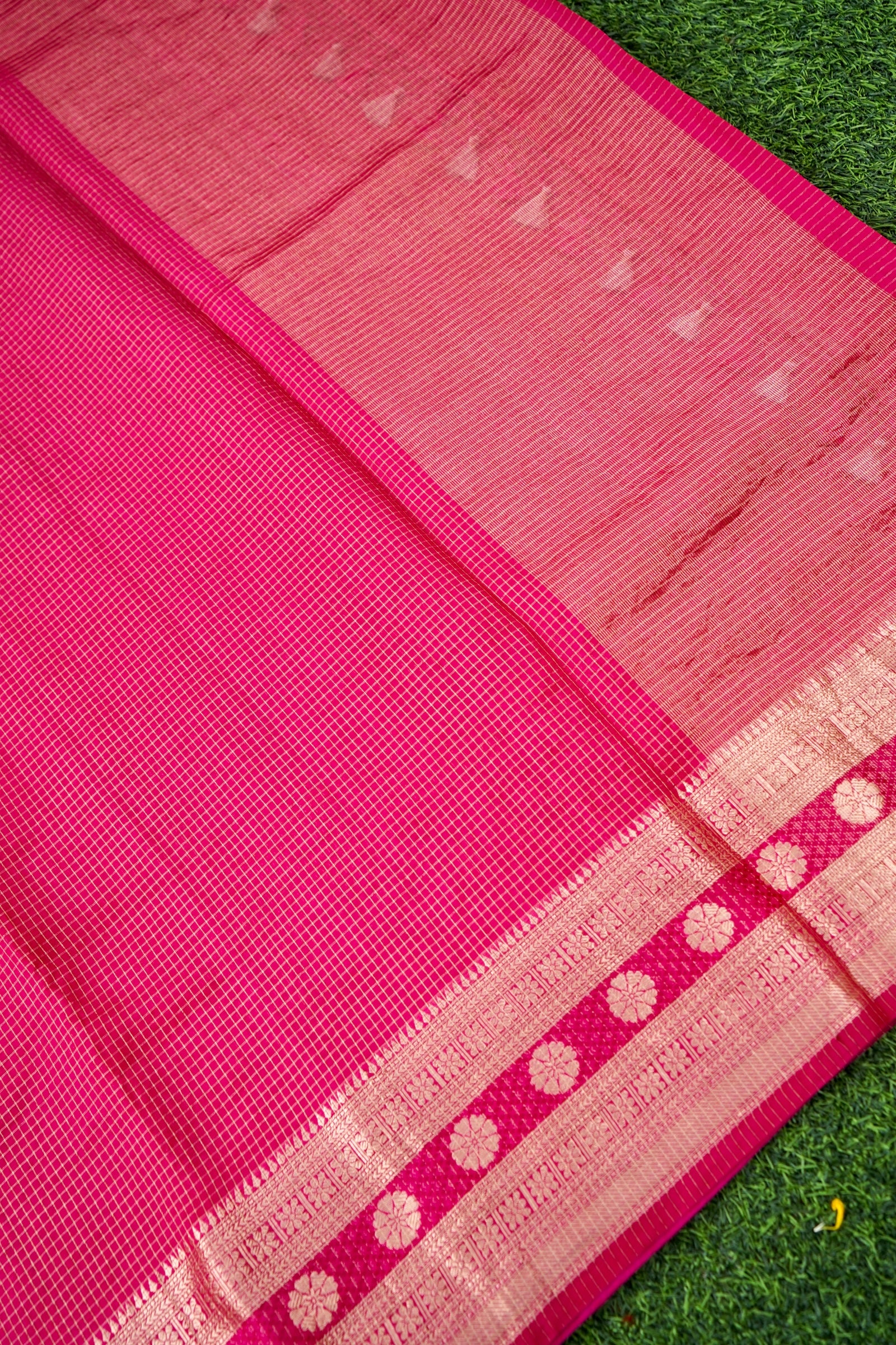 Handloom Dupion by Kora Silk Banarasi Check Saree in Pink - Khinkhwab