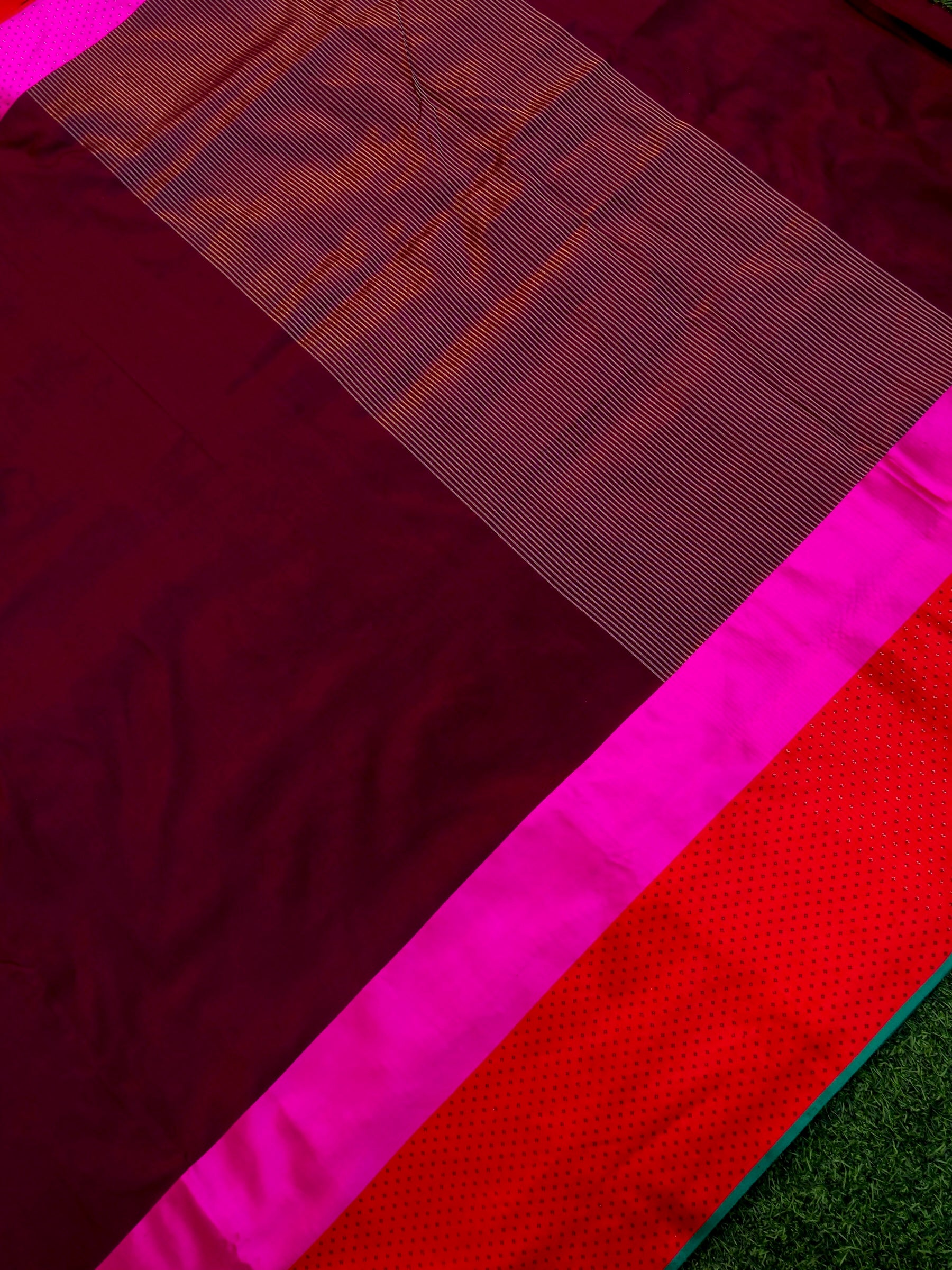 Handwoven Pure Mashru Silk Banarasi Saree in Wine - Khinkhwab