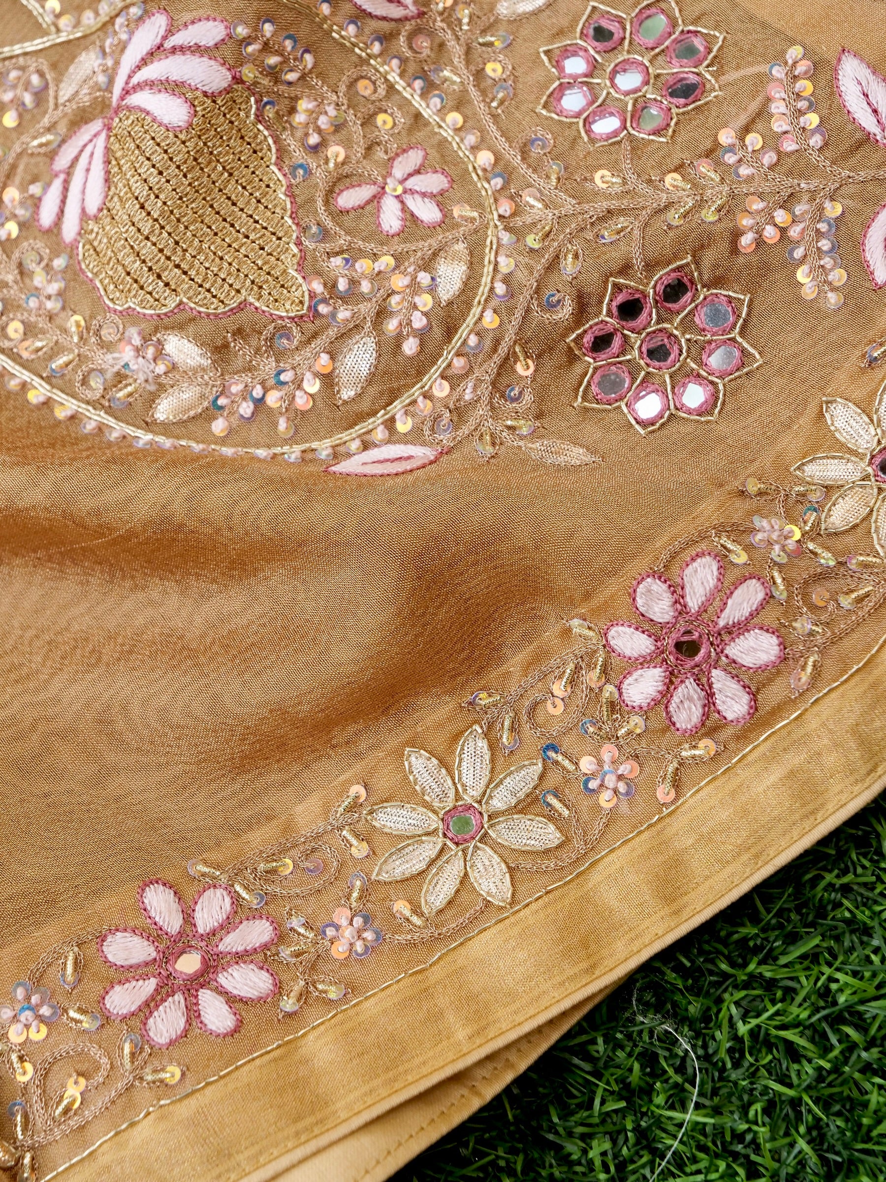 Handwoven Pure Tissue Silk Resham Embroidery Saree - Khinkhwab