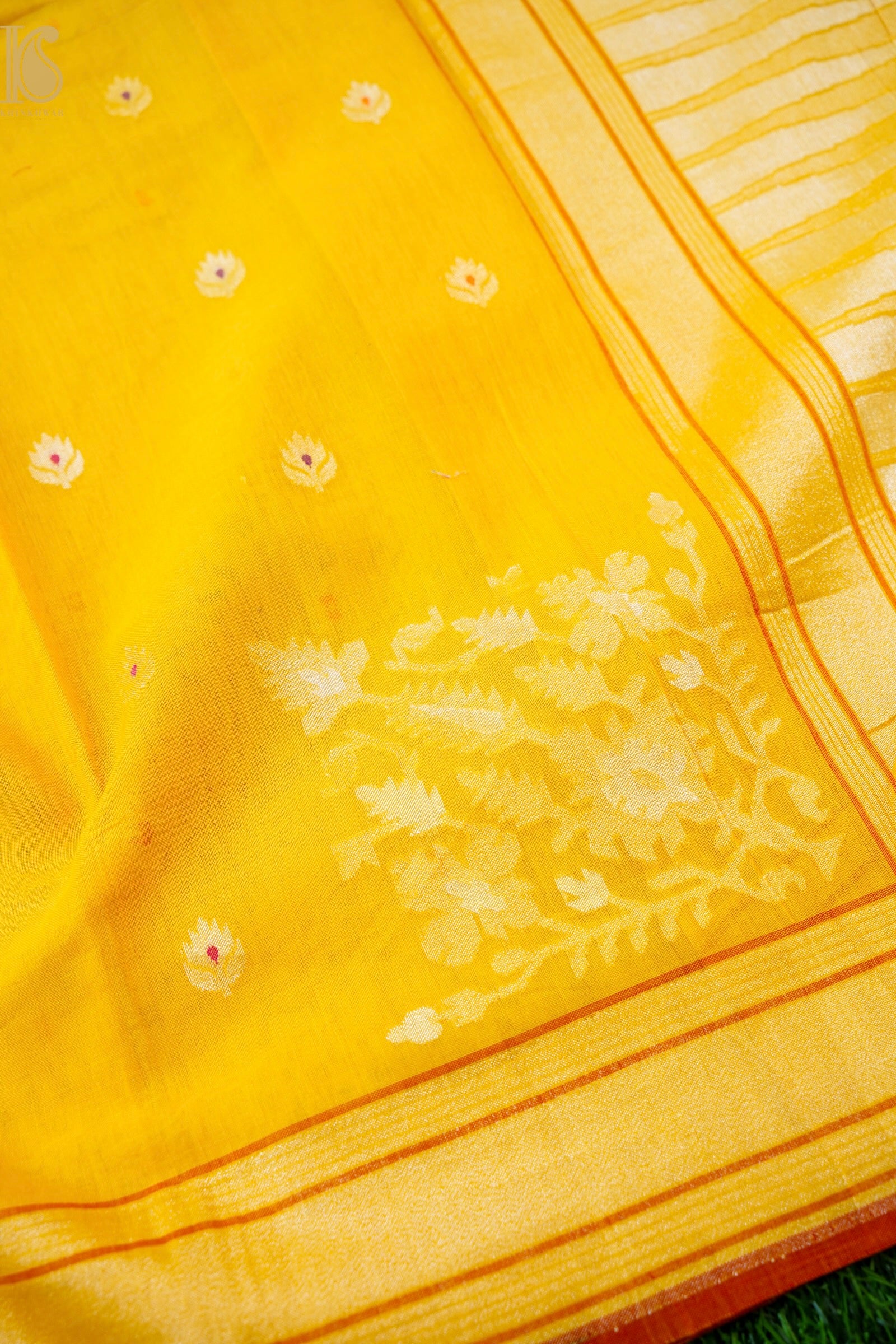 Banarasi Cotton Handloom Kadwa Ektara Konya Saree