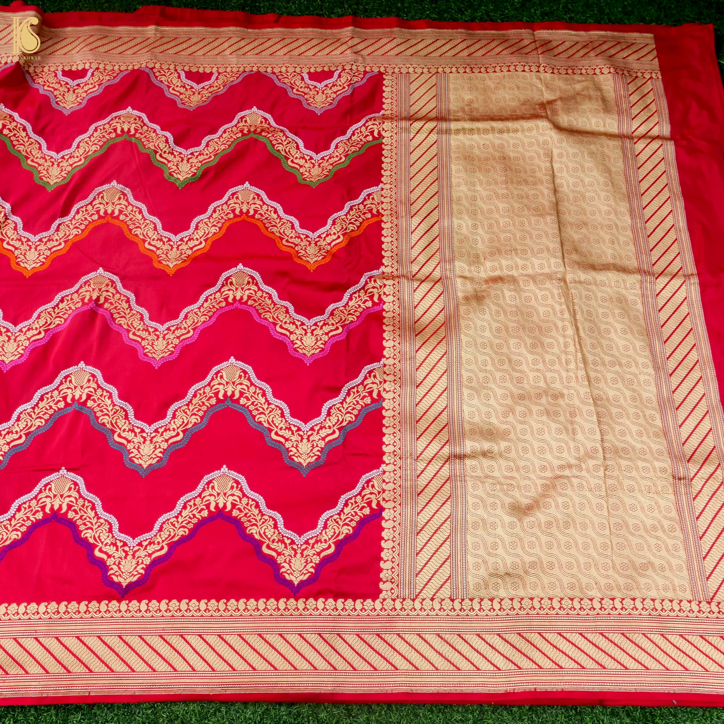 Handwoven Banarasi Silk Kadwa Zig Zag Saree in Red