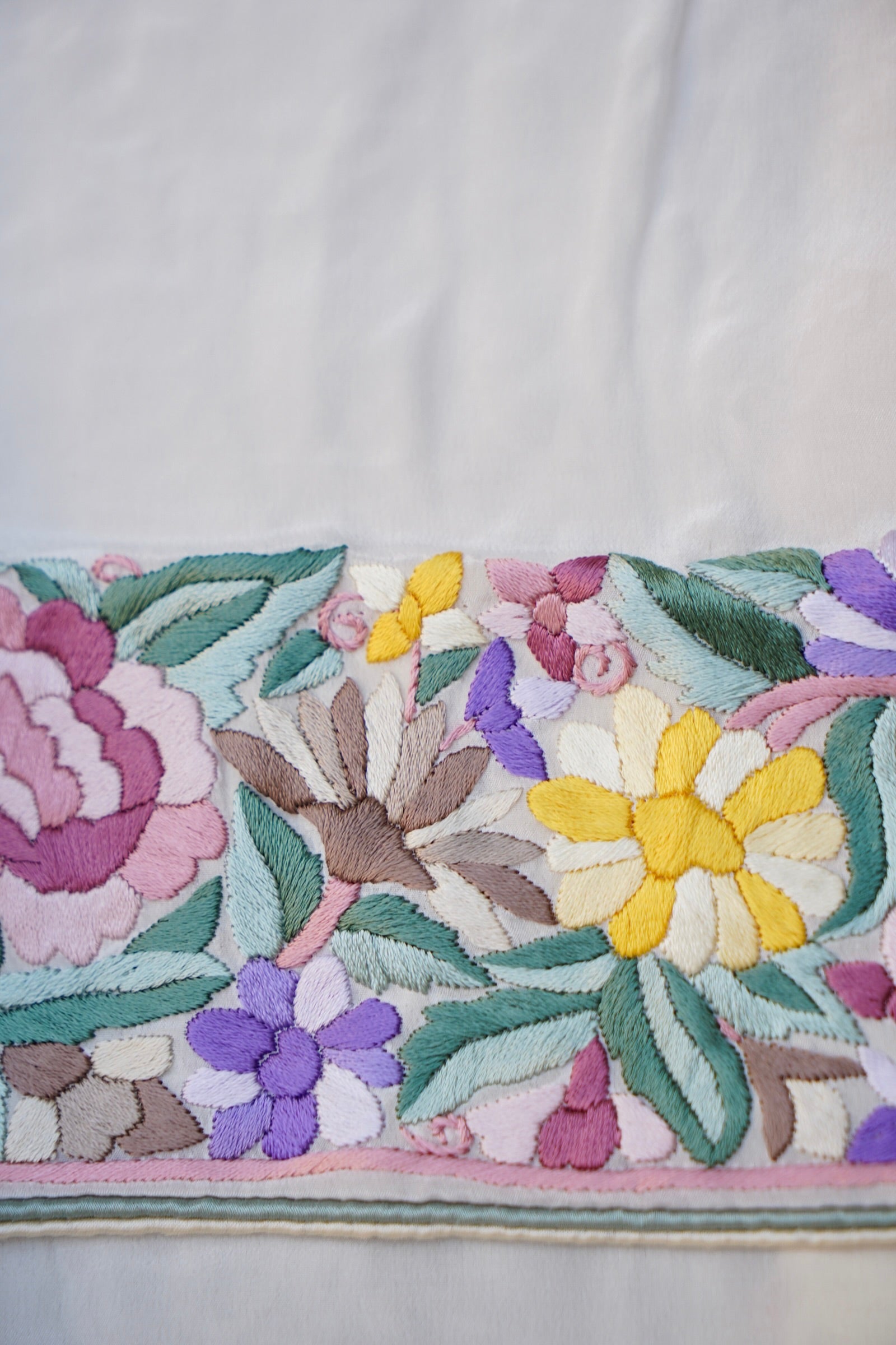 Handcrafted Parsi Gara Pure Crepe Saree in Ivory - Khinkhwab