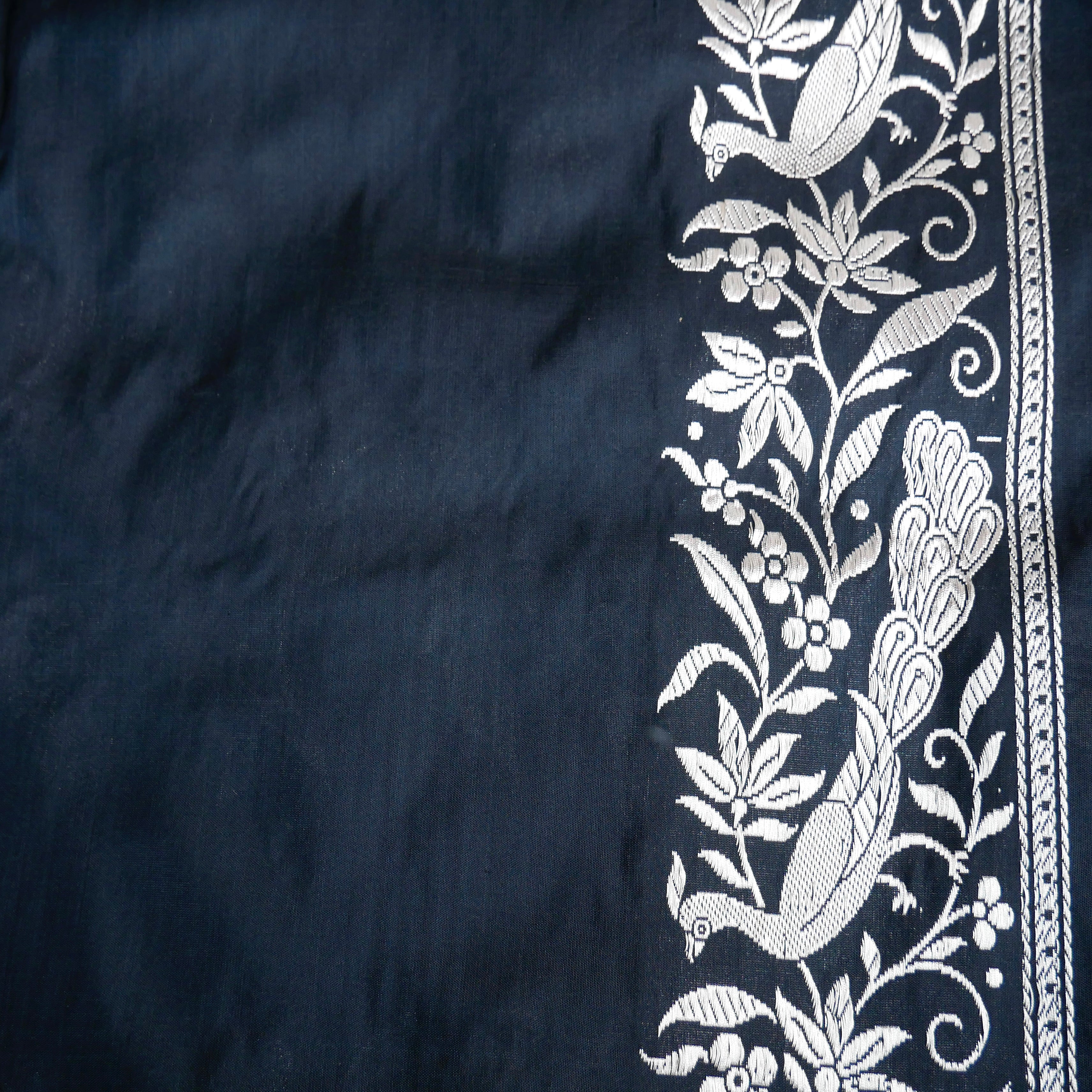Black Pure Katan Silk Handwoven Banarasi Bird Saree - Khinkhwab