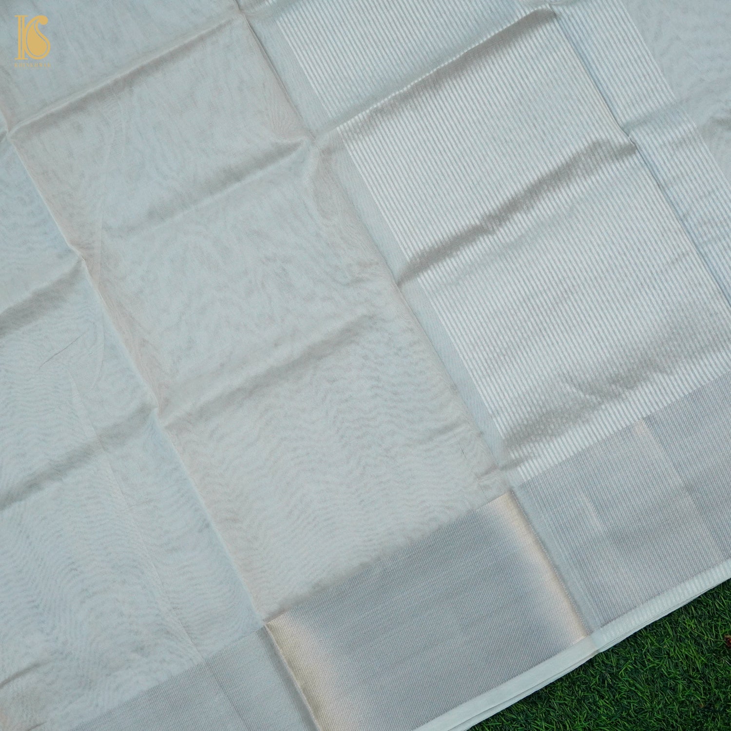 Silver Pure Tissue Silk Handwoven Banarasi Saree - Khinkhwab