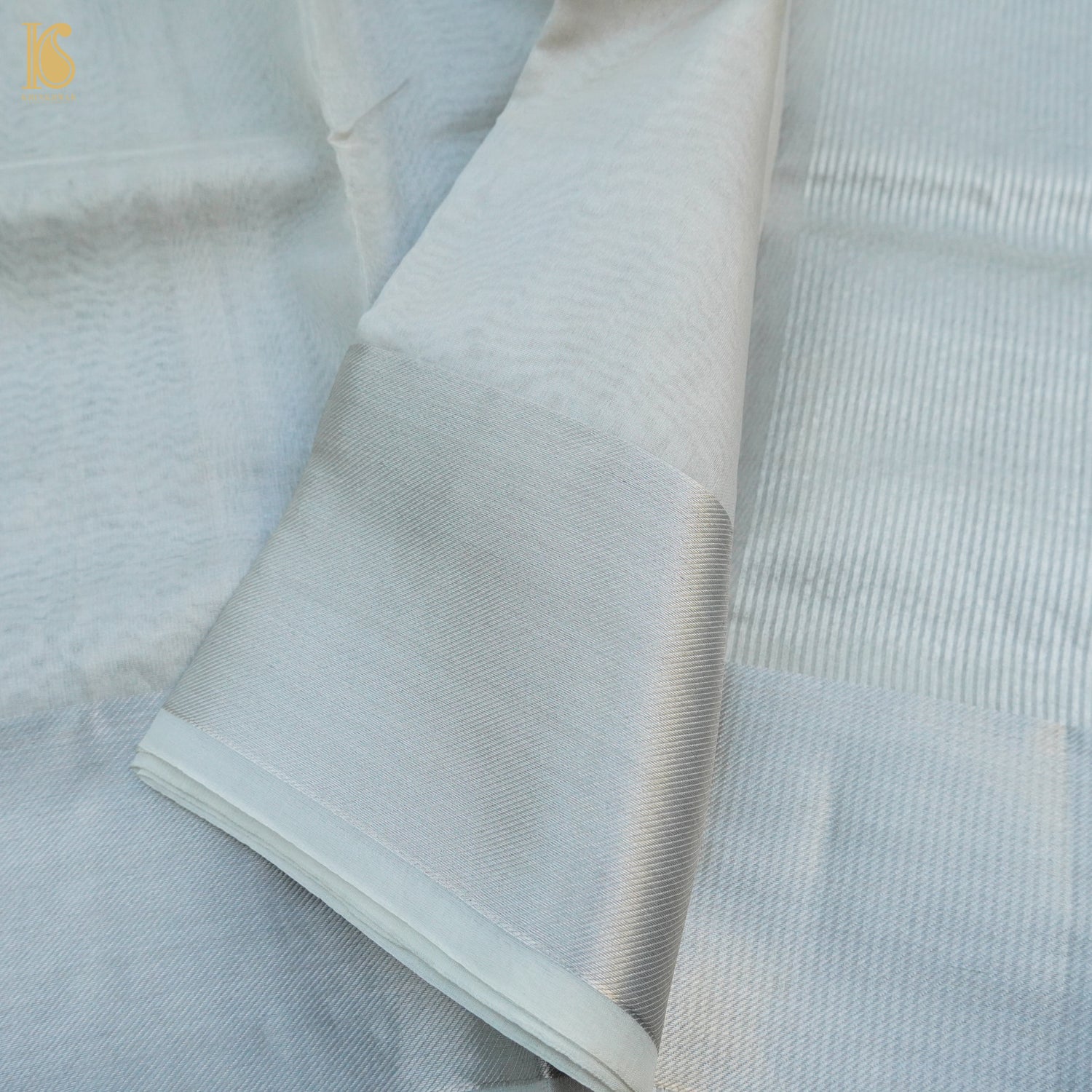 Silver Pure Tissue Silk Handwoven Banarasi Saree - Khinkhwab