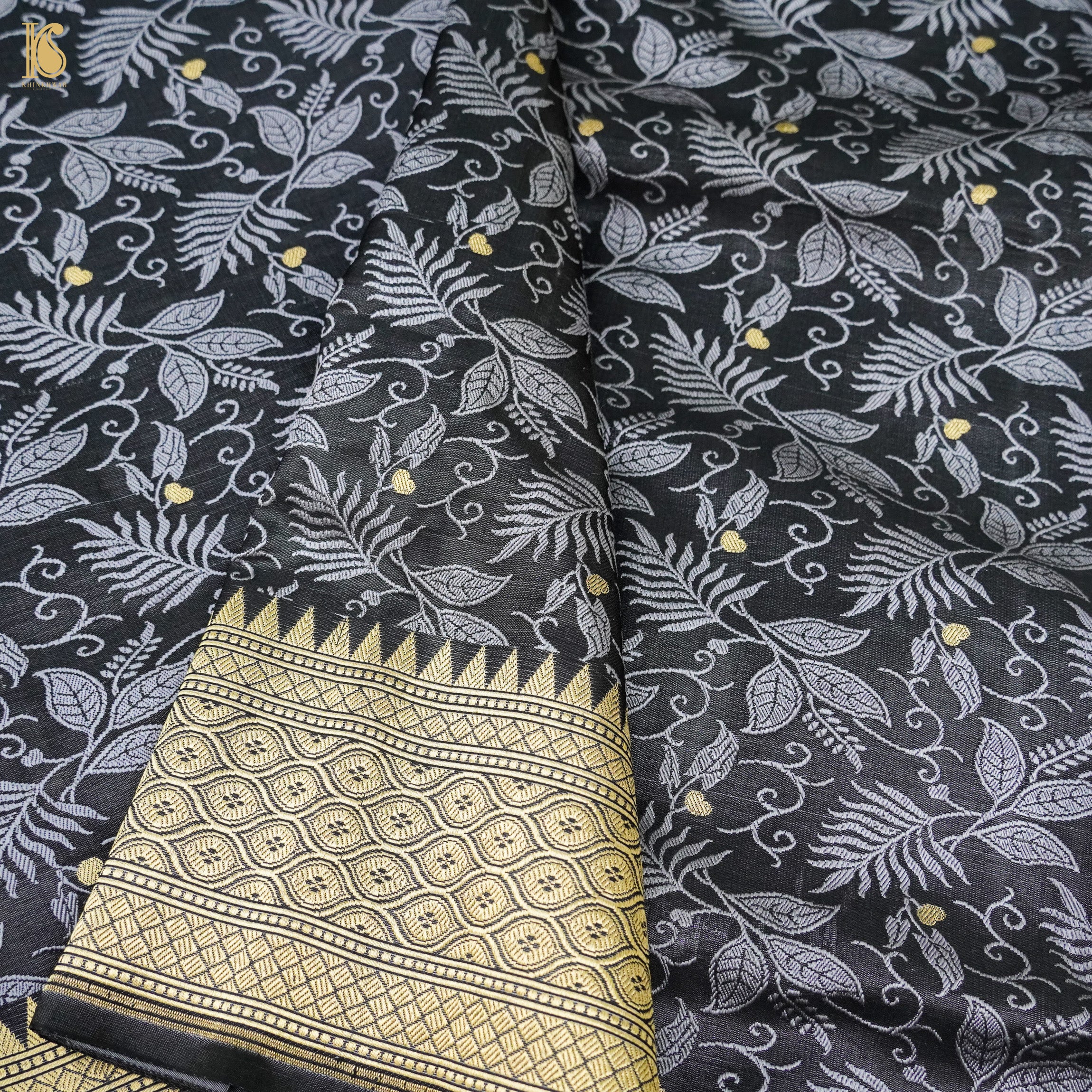 Black Pure Katan Silk Handloom Banarasi Tanchoi Saree - Khinkhwab
