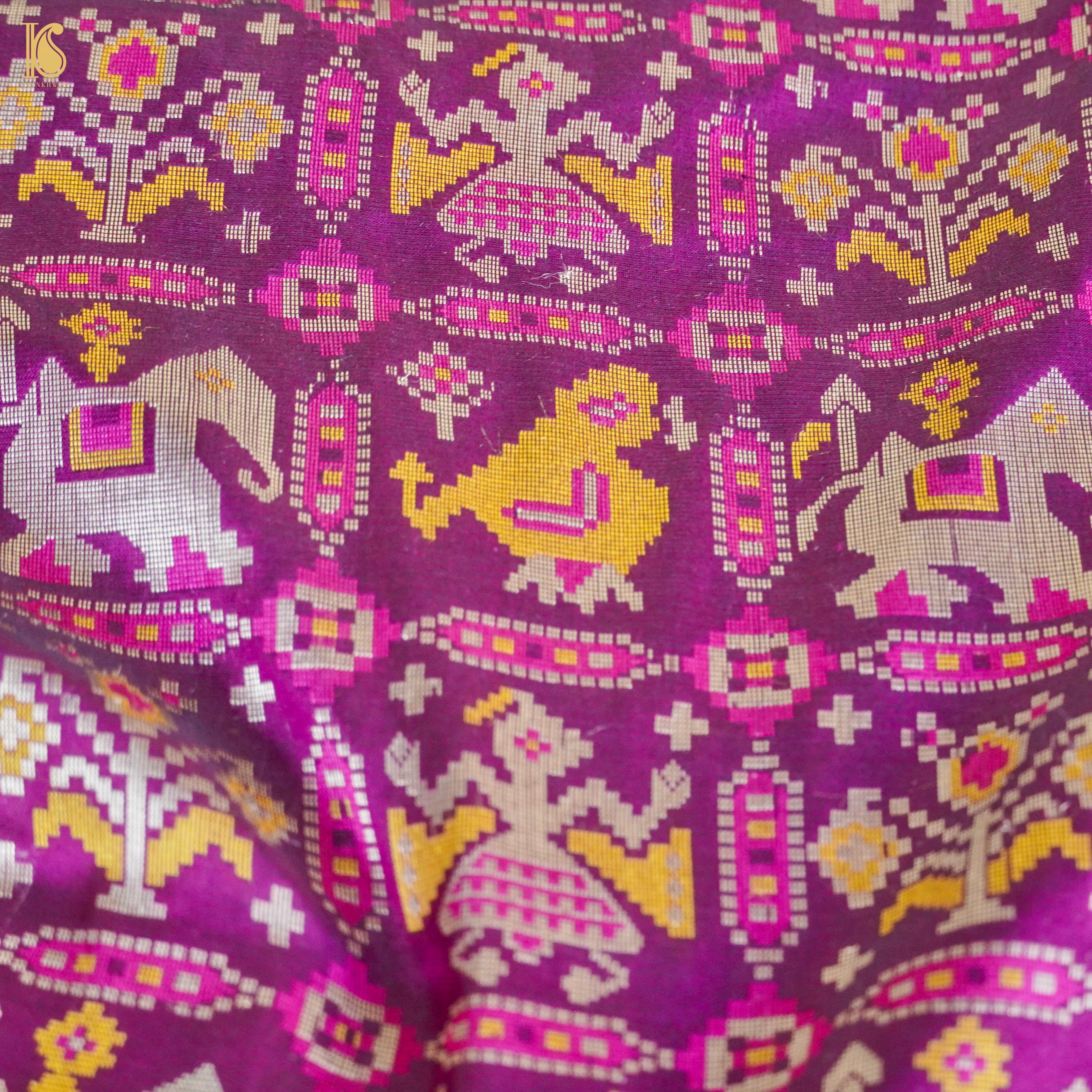Seance Purple Handwoven Pure Katan Silk Banarasi Patola Saree - Khinkhwab