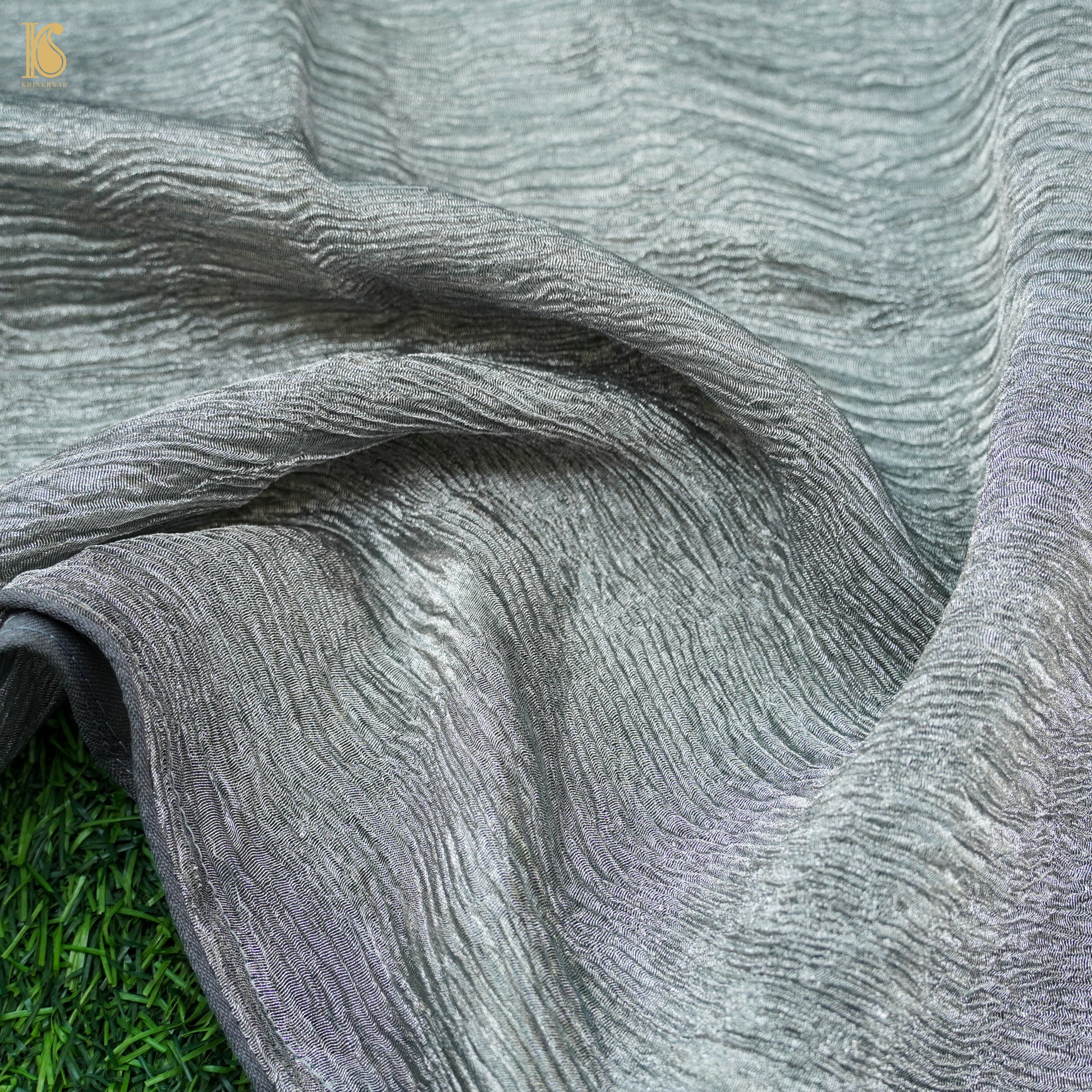 Submarine Grey Wrinkle Pure Tissue Silk Dupatta - Khinkhwab