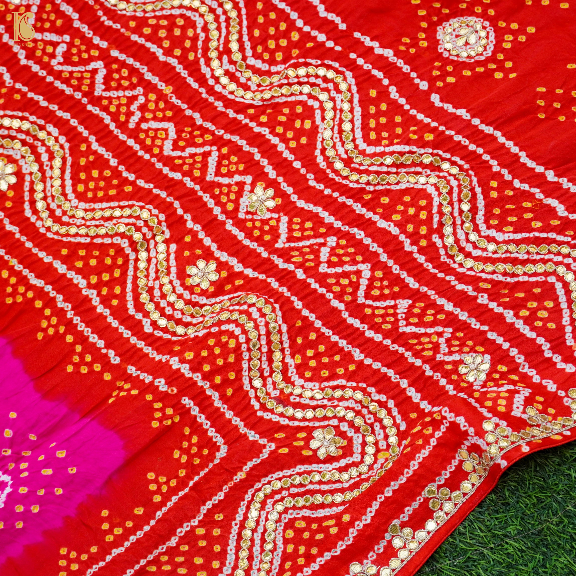 Red & Pink Pure Gajji Silk Bandhani Gotta Patti Dupatta - Khinkhwab