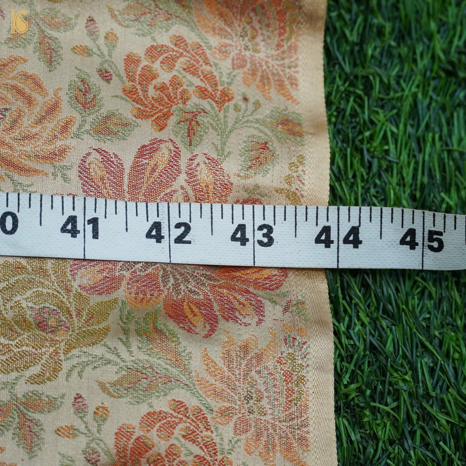 Beige Pure Banarasi Silk Handwoven Tanchui Kurta Fabric - Khinkhwab