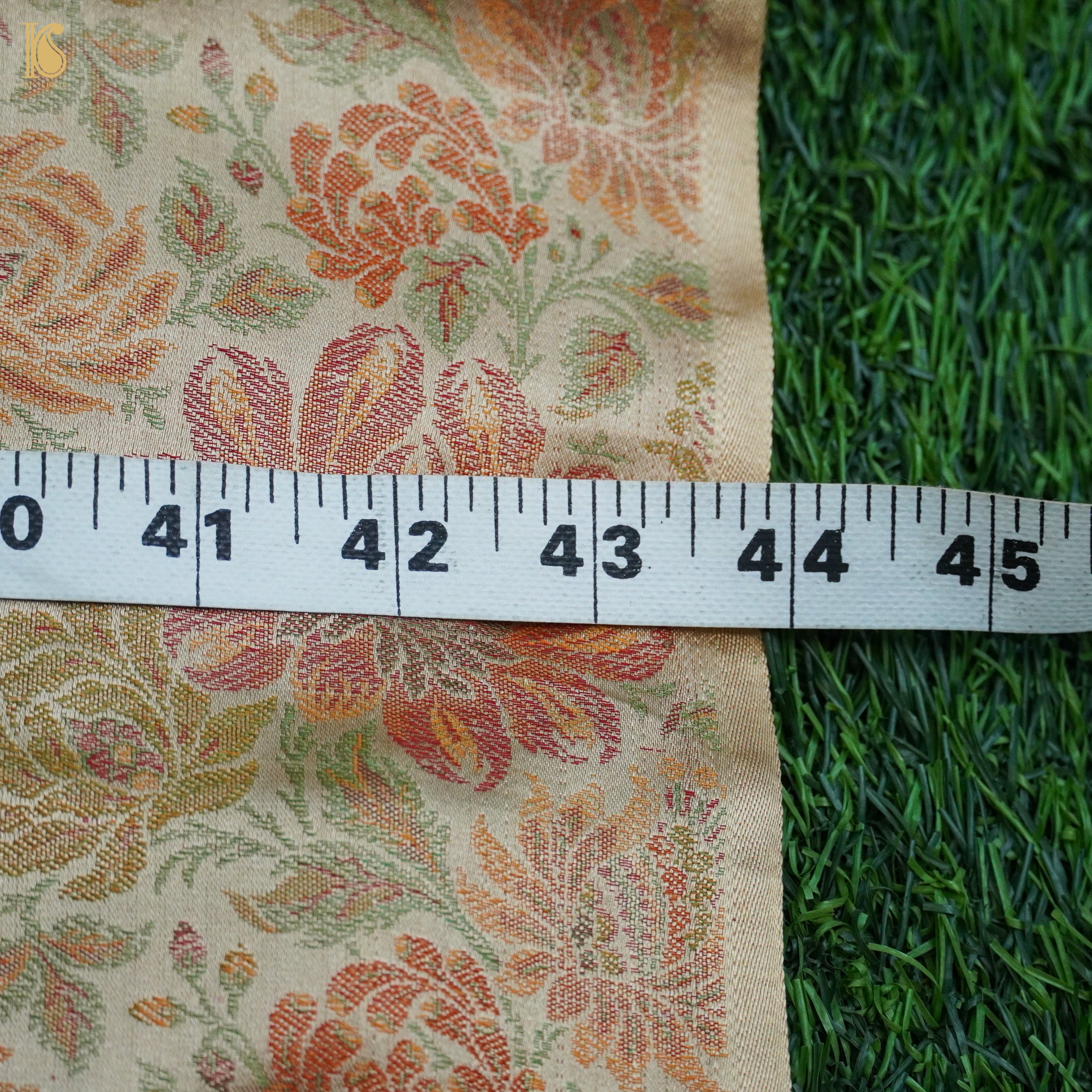 Beige Pure Banarasi Silk Handwoven Tanchui Kurta Fabric - Khinkhwab