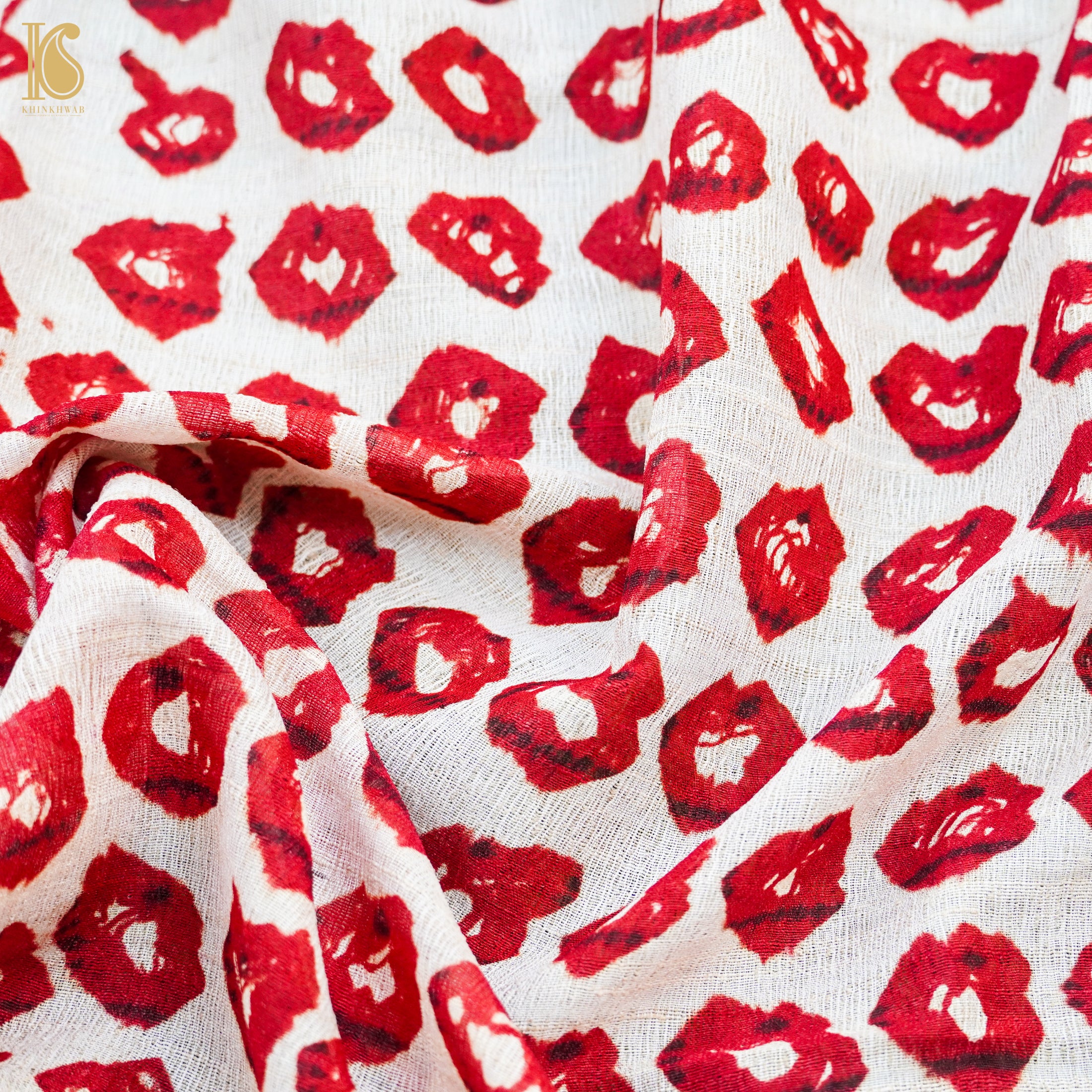 White & Red Pure Tussar Silk Bandhani Blouse Fabric - Khinkhwab