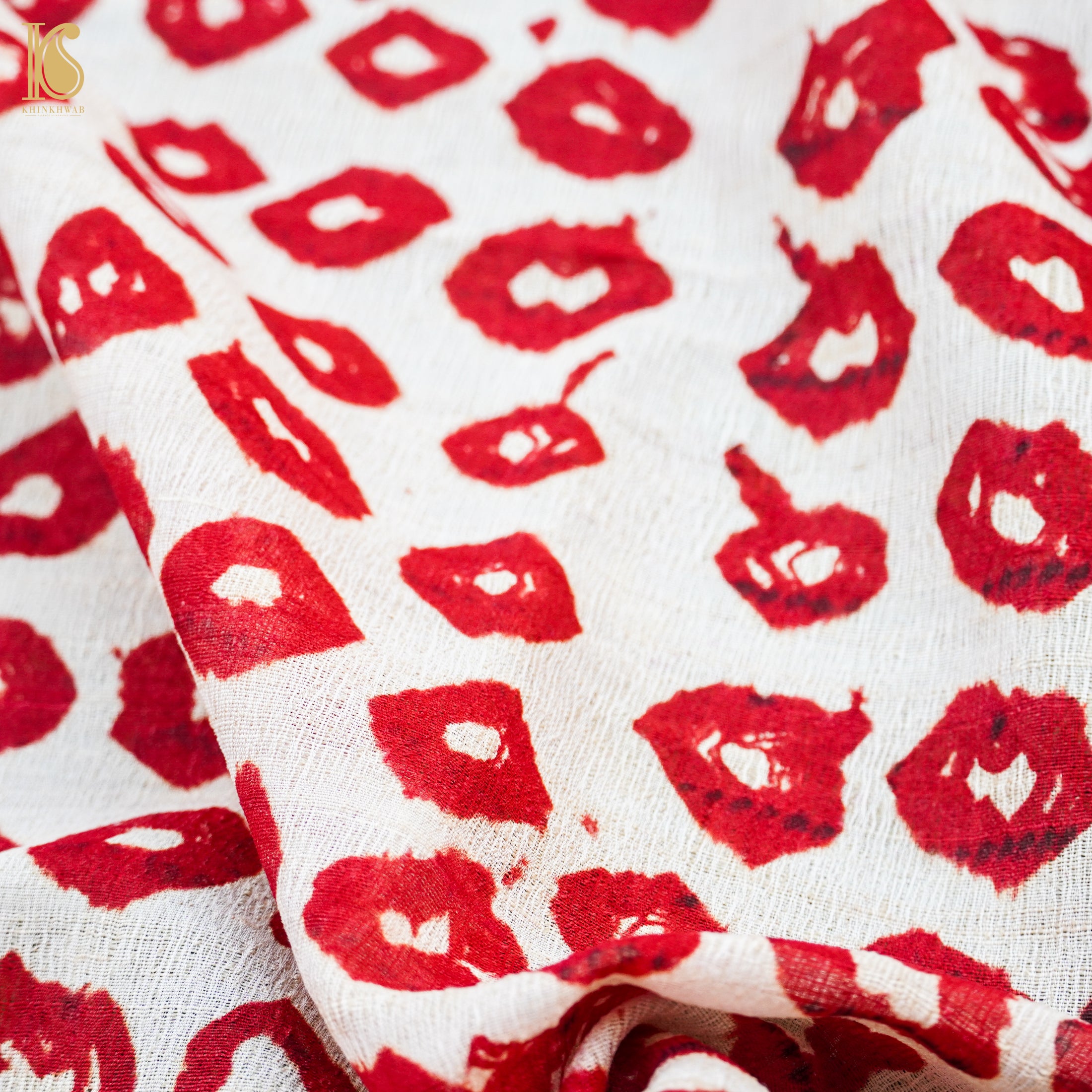 White & Red Pure Tussar Silk Bandhani Blouse Fabric - Khinkhwab