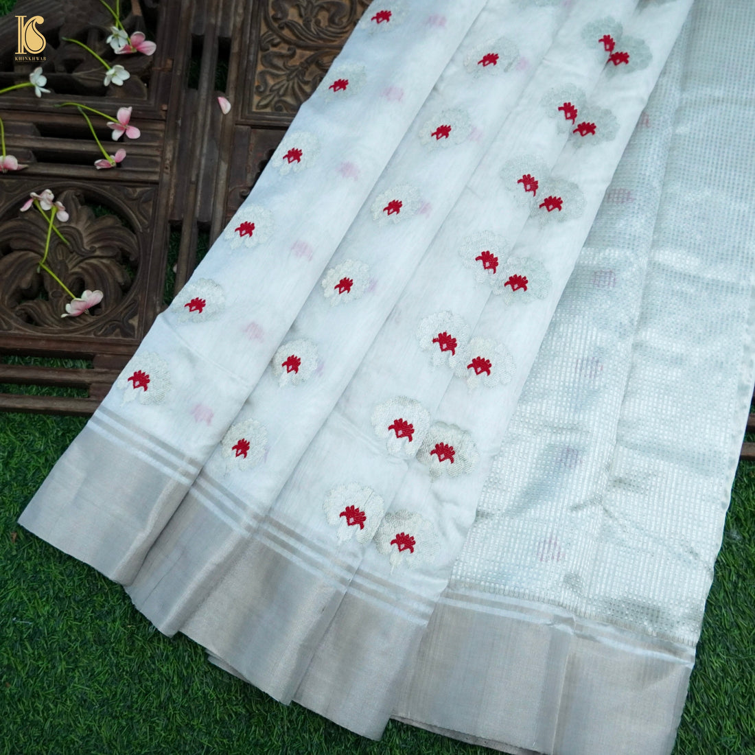 White Handwoven Pure Chanderi Meenakari Saree - Khinkhwab