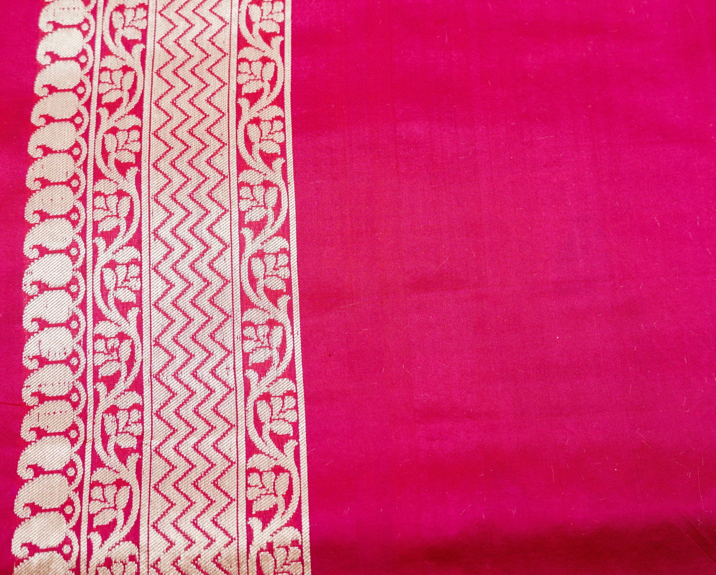 Jazzberry Jam Katan Silk Handloom Banarasi Kadwa Jangla Saree - Khinkhwab