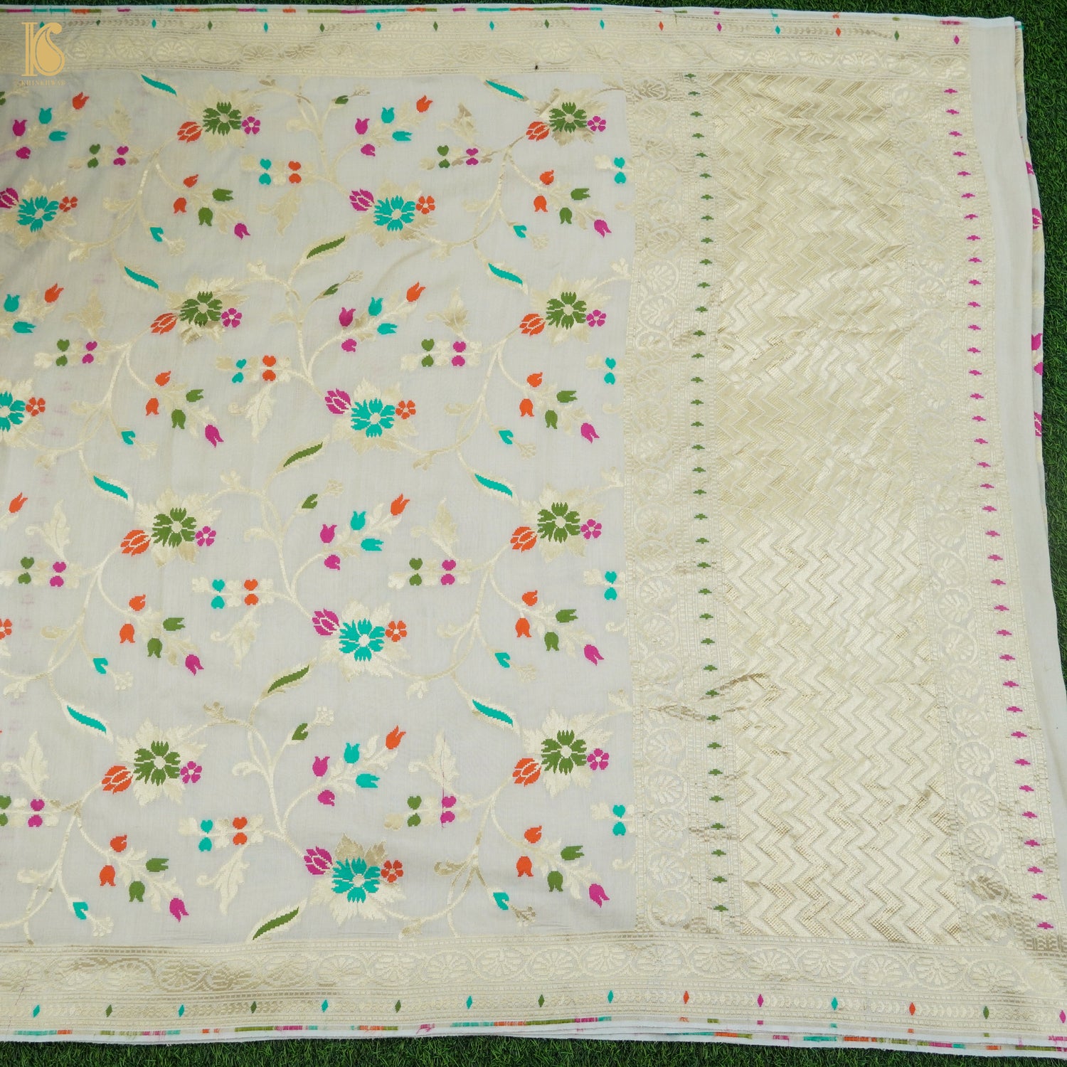 Preorder : Off White Pure Moonga Silk Banarasi Meenakari Saree - Khinkhwab
