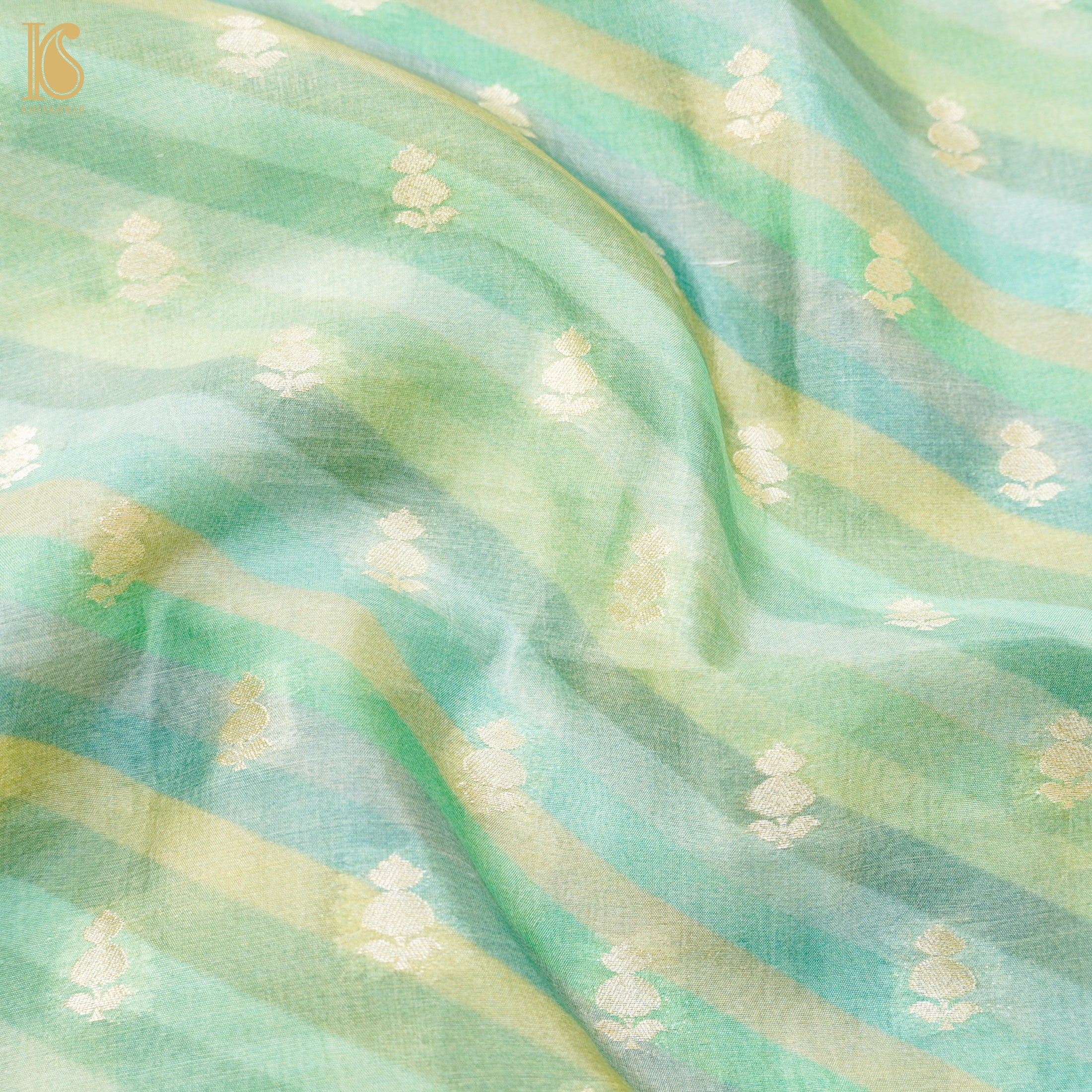 Ottoman Green Spun Silk Banarasi Fabric - Khinkhwab