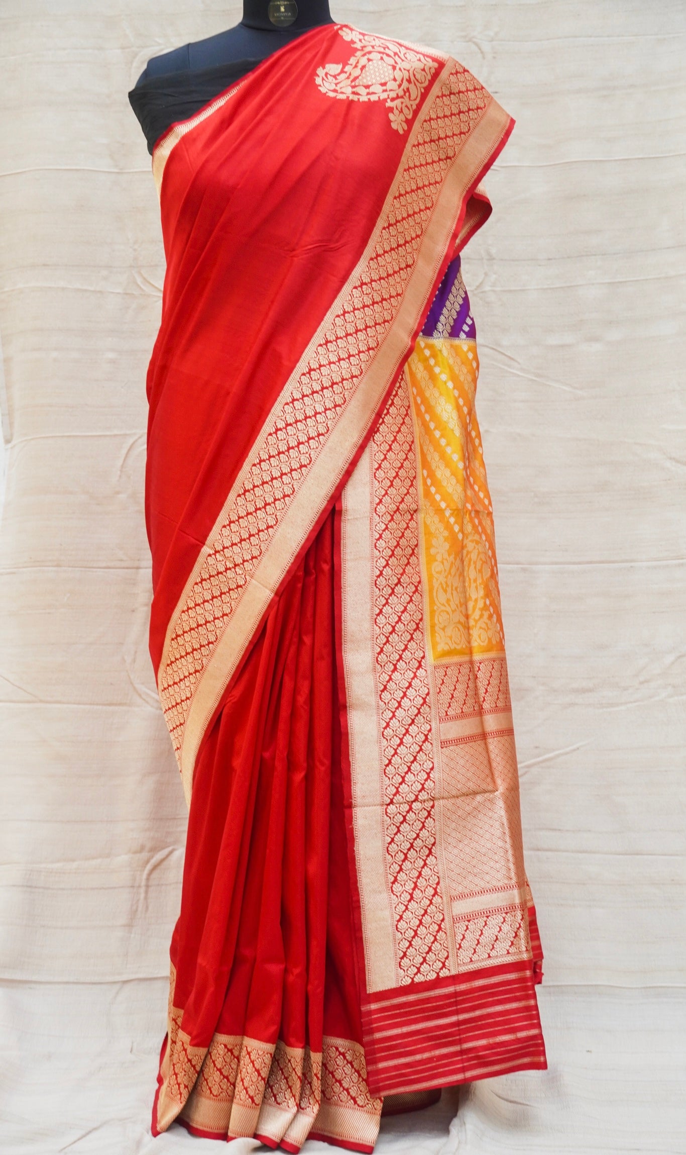 Red Handwoven Pure Katan Silk Chauki Rangkat Banarasi Saree - Khinkhwab