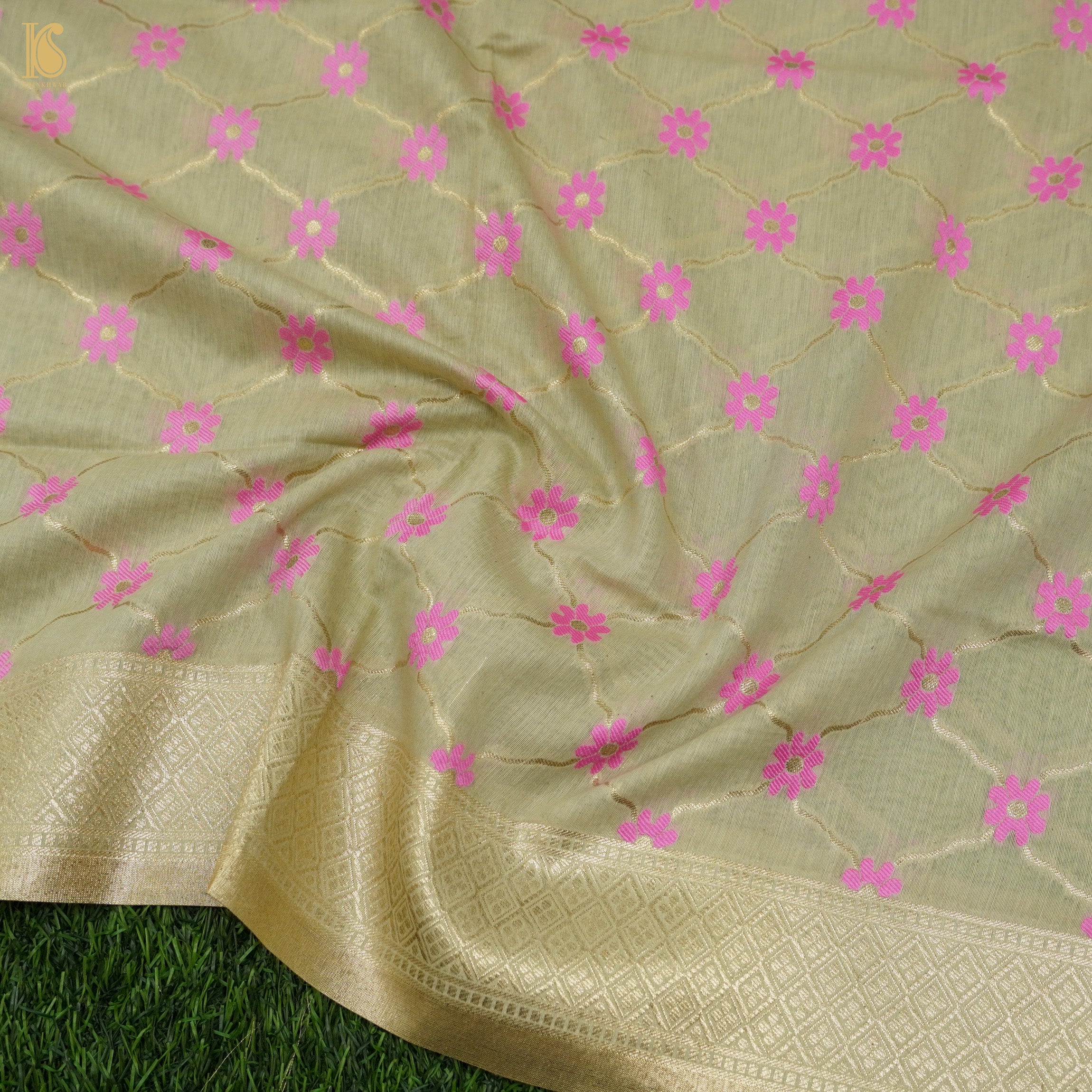 Beige & Pink Pure Cotton Silk Banarasi Suit Set - Khinkhwab