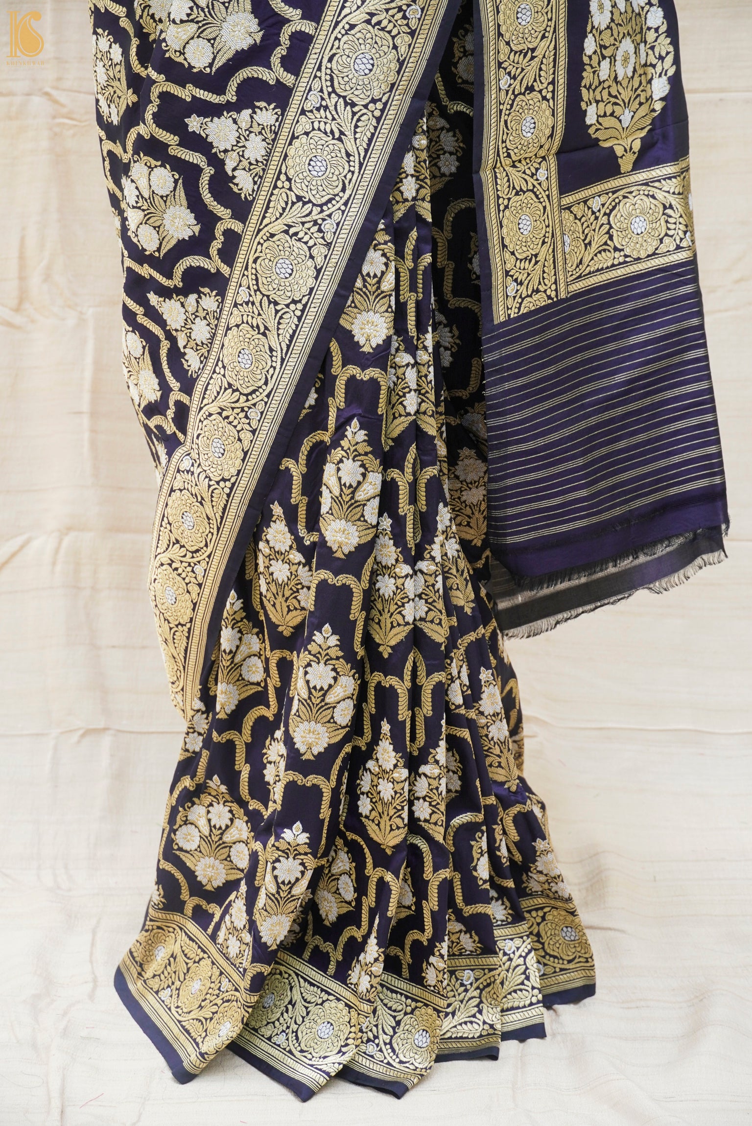 Deep Koamaru Handwoven Pure Katan Silk Banarasi Kadwa Saree - Khinkhwab