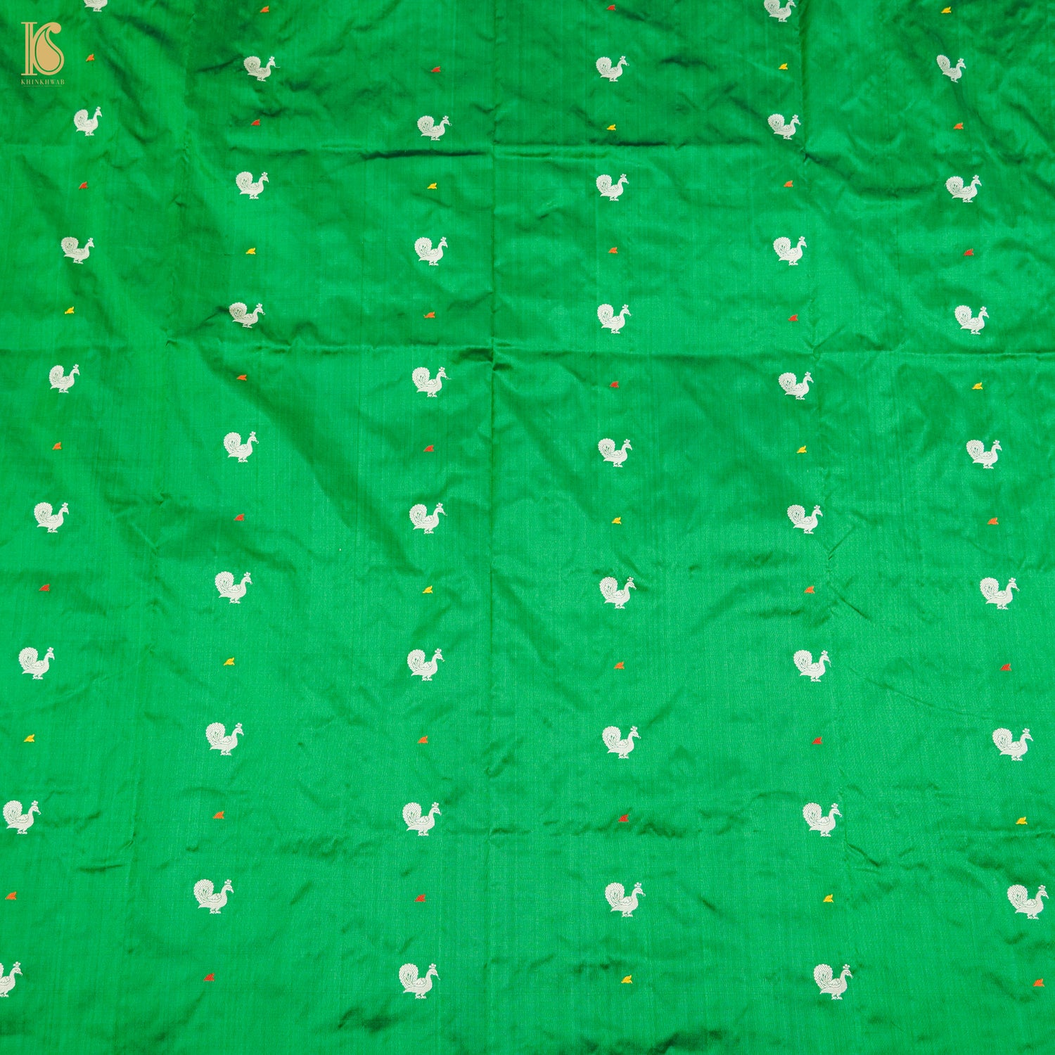 Pigment Green Handwoven Pure Katan Silk Banarasi Peacock Kadwa Fabric - Khinkhwab
