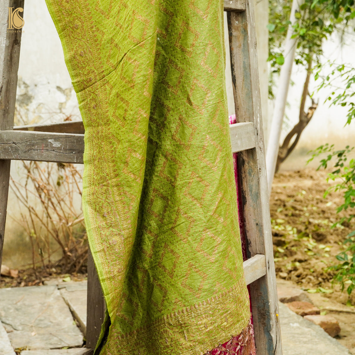Citron Green Pure Moonga Silk Banarasi Stole - Khinkhwab