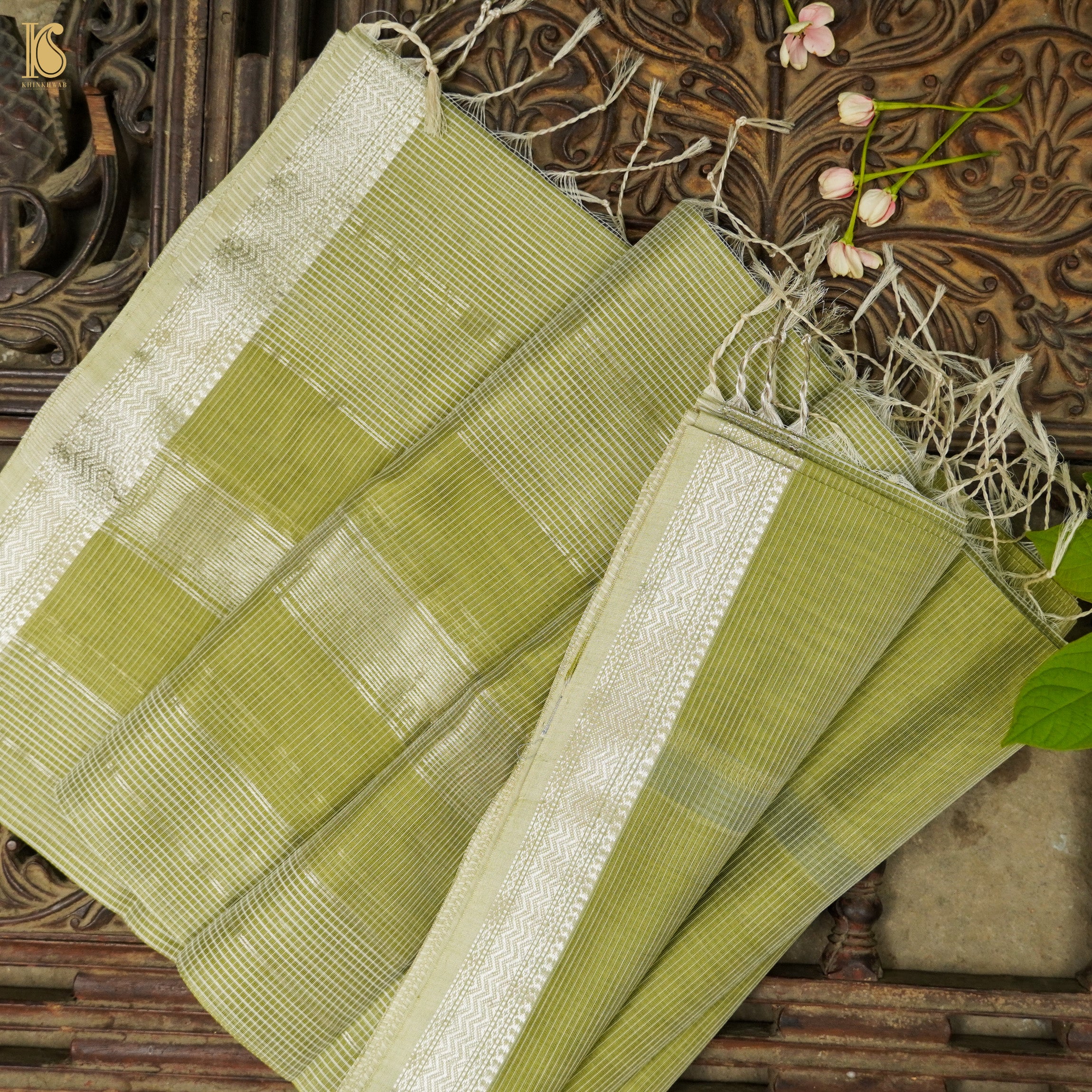 Gimblet Green Handwoven Pure Cotton Silk Maheshwari Saree - Khinkhwab