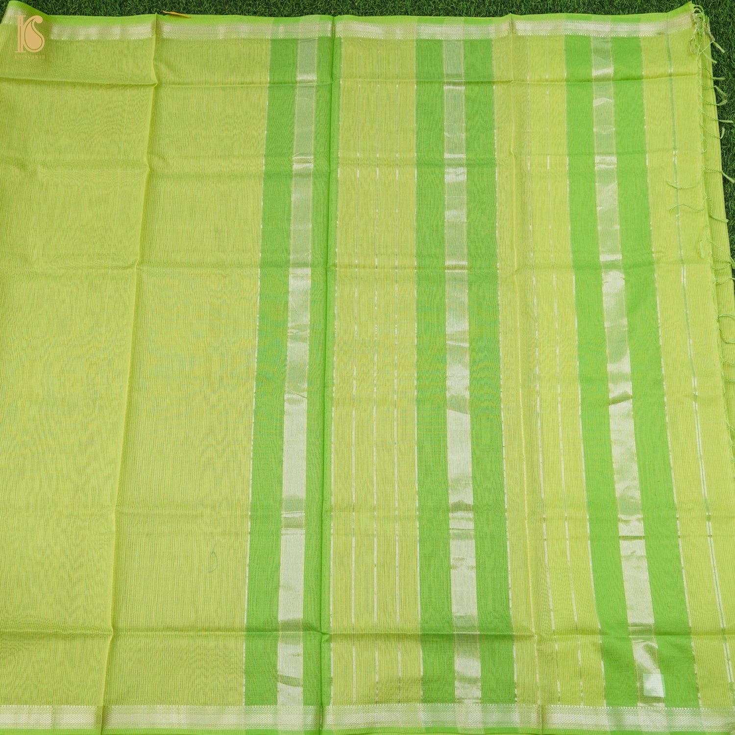 Wild Willow Green Handwoven Pure Cotton Silk Maheshwari Saree - Khinkhwab