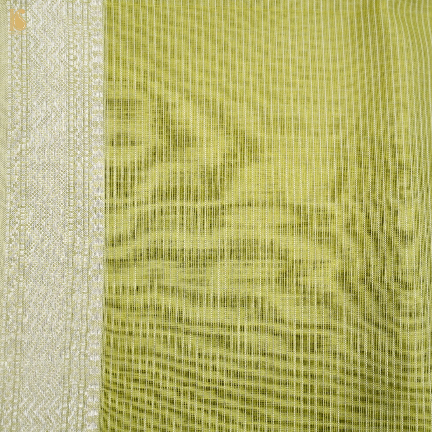 Gimblet Green Handwoven Pure Cotton Silk Maheshwari Saree - Khinkhwab