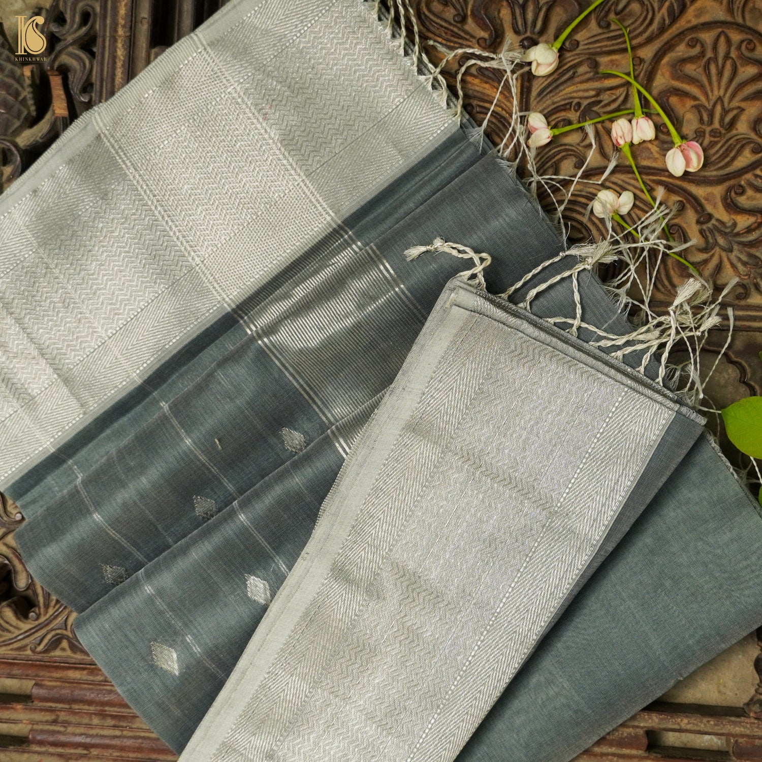 Grey Handwoven Pure Cotton Silk Maheshwari Saree - Khinkhwab