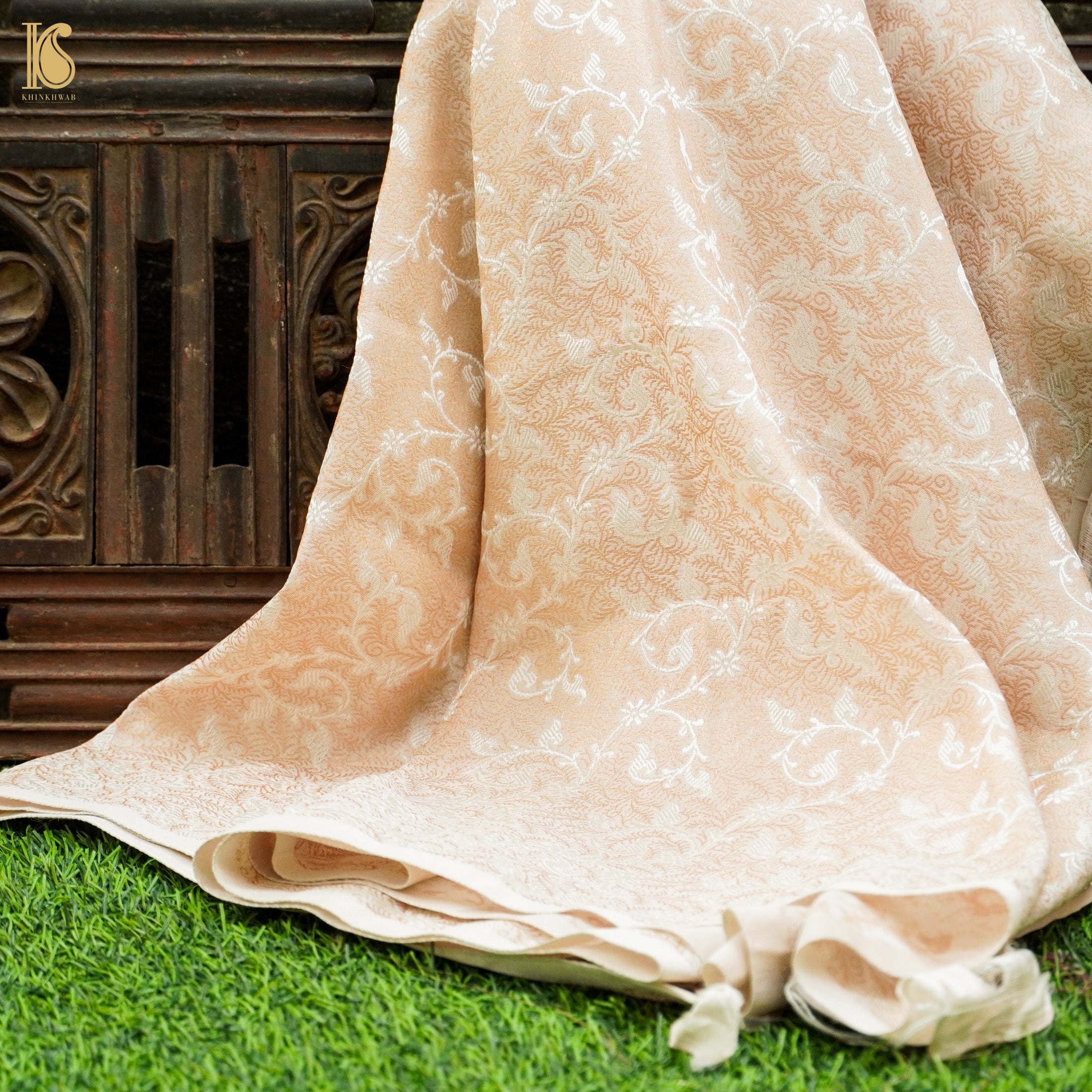 Handloom Beige Brocade Banarasi Fabric - Khinkhwab