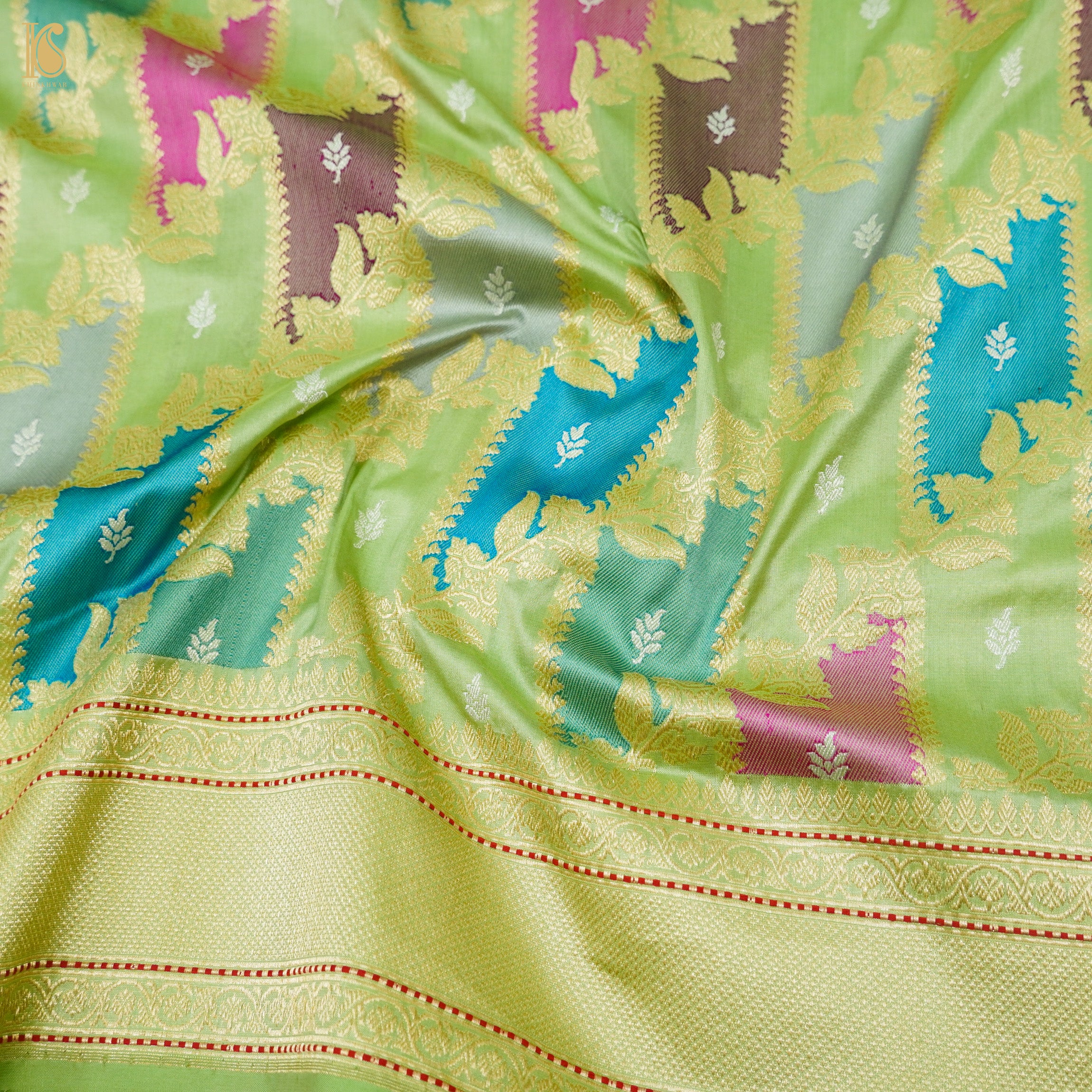 Caper Green Handloom Banarasi Pure Katan Silk Rangkat Kadwa Saree - Khinkhwab