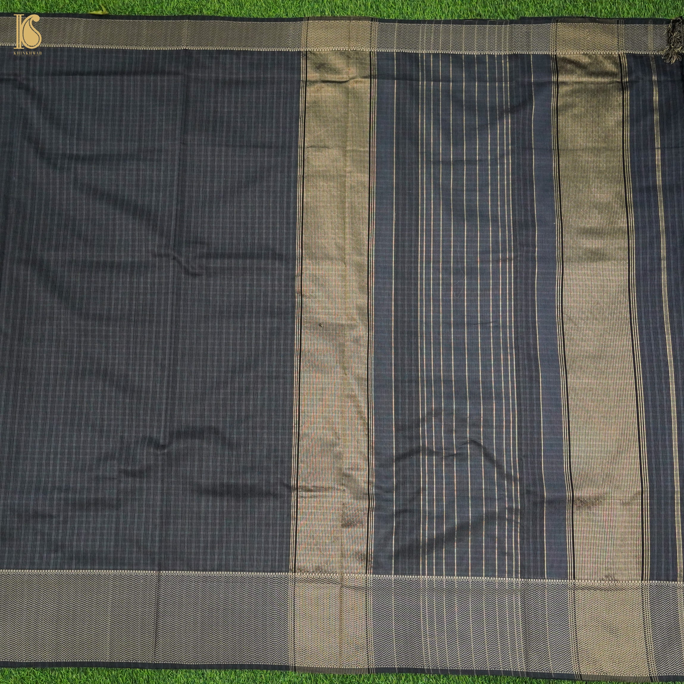Grey Handwoven Pure Cotton Silk Maheshwari Saree - Khinkhwab