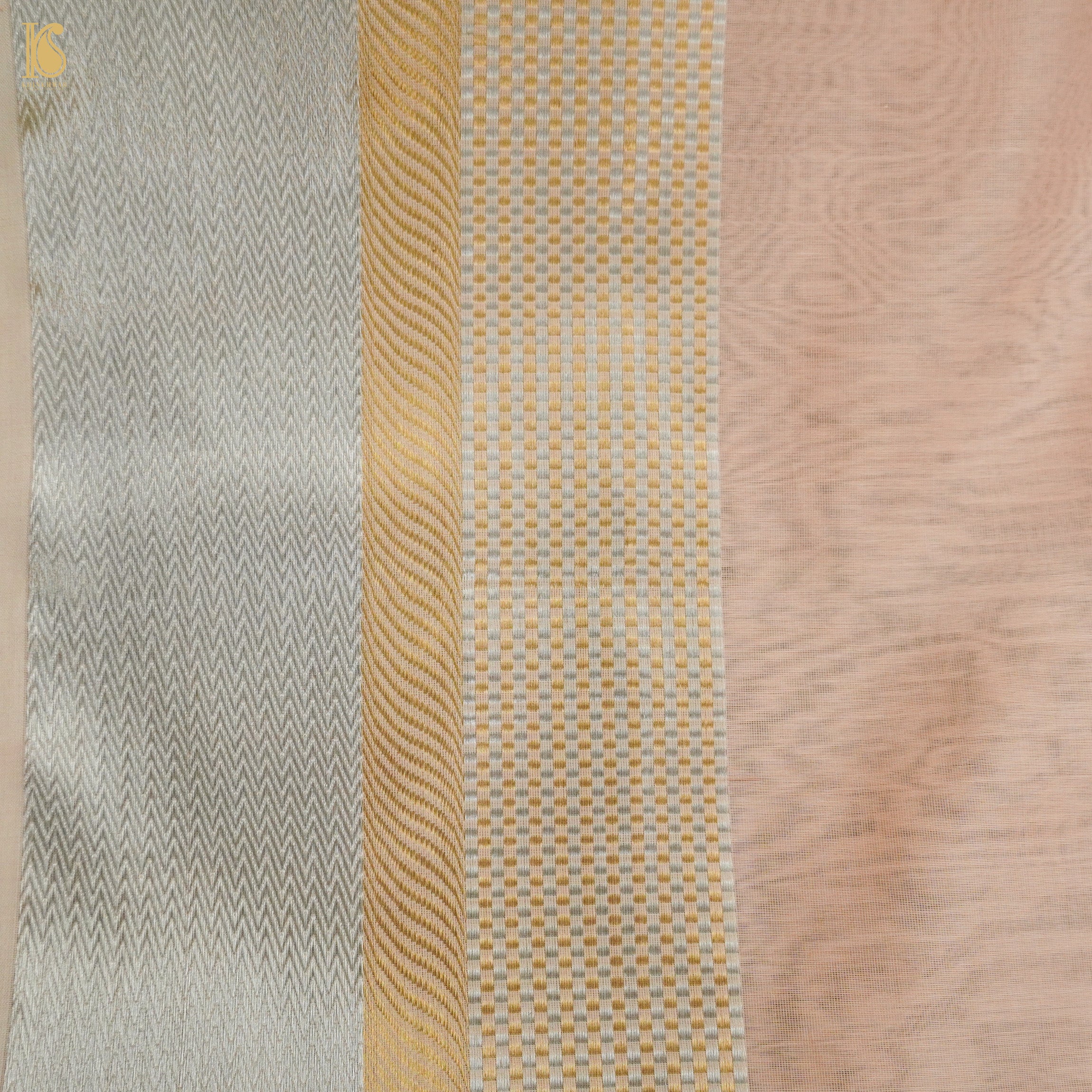 Peach Handwoven Pure Cotton Silk Maheshwari Saree - Khinkhwab