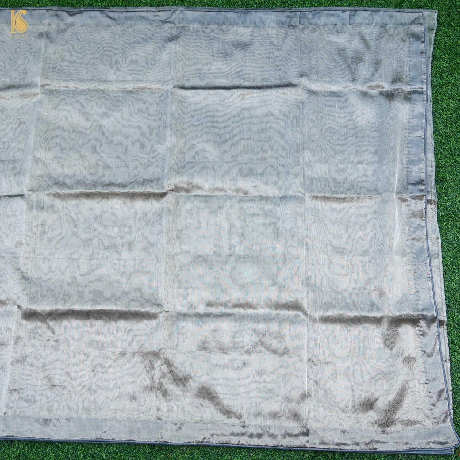 Santas Grey Pure Tissue Silk Handwoven Banarasi Saree - Khinkhwab