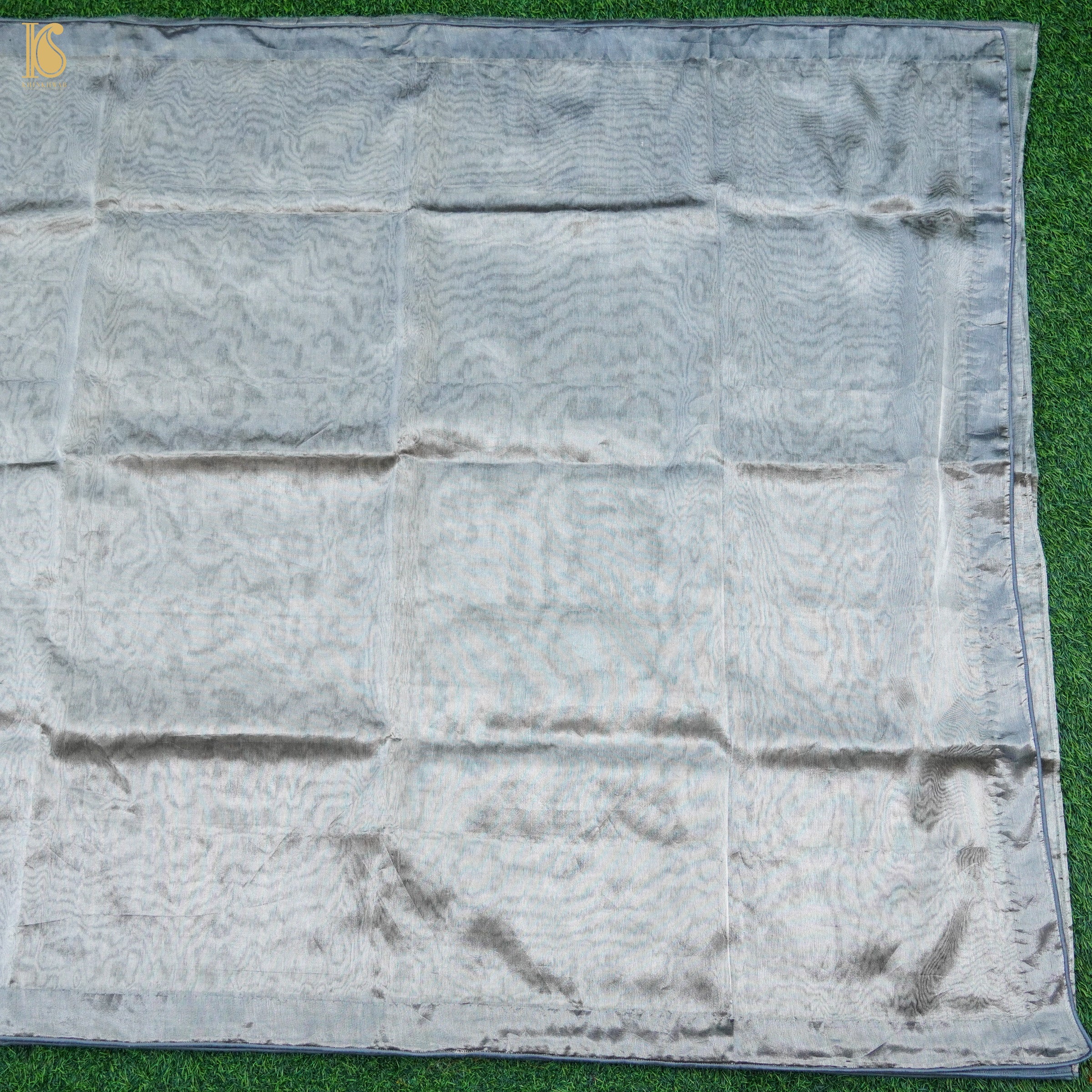Santas Grey Pure Tissue Silk Handwoven Banarasi Saree - Khinkhwab